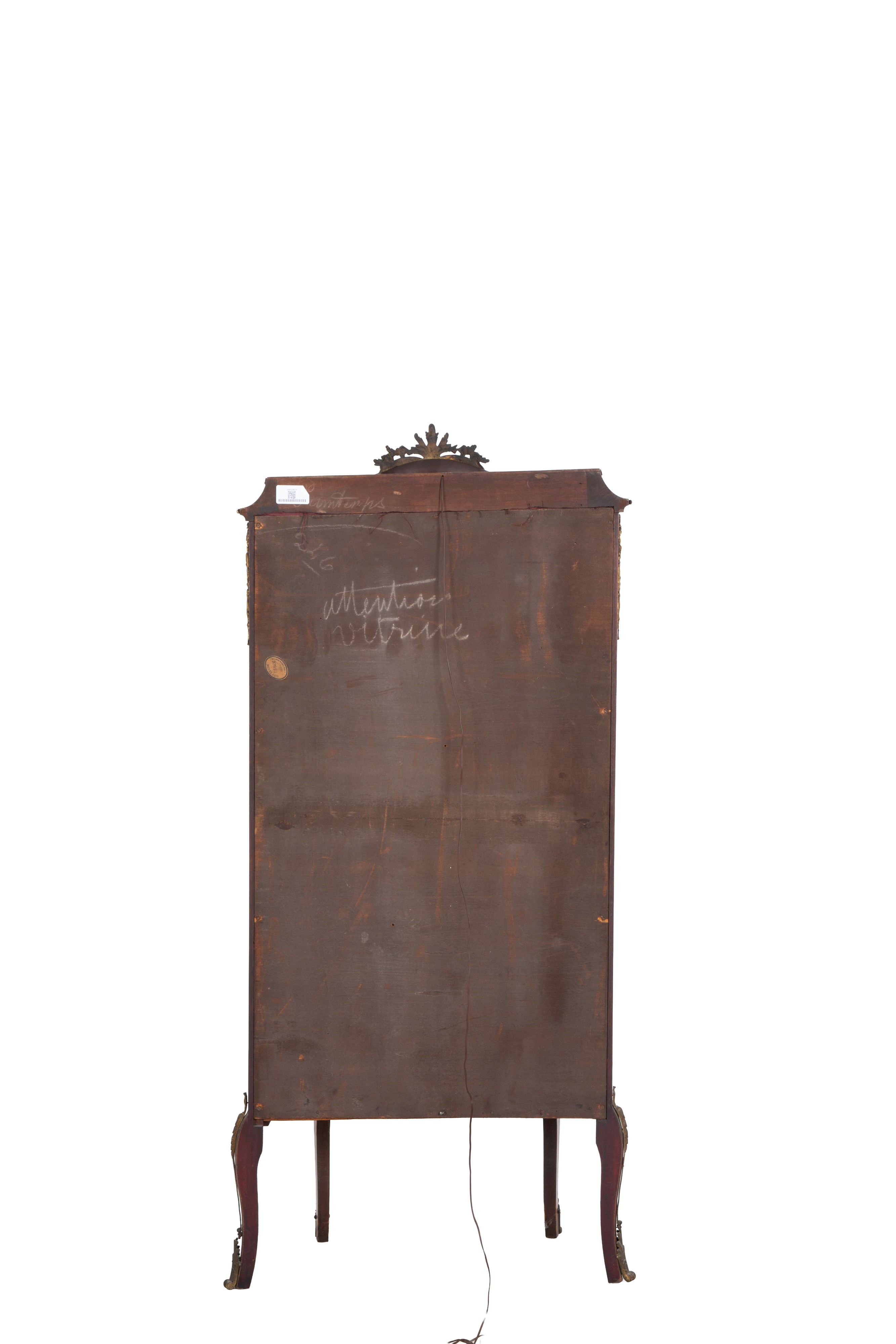 Vetrinetta bombata in legno tinto con finiture in bronzo dorato, periodo Napoleone III