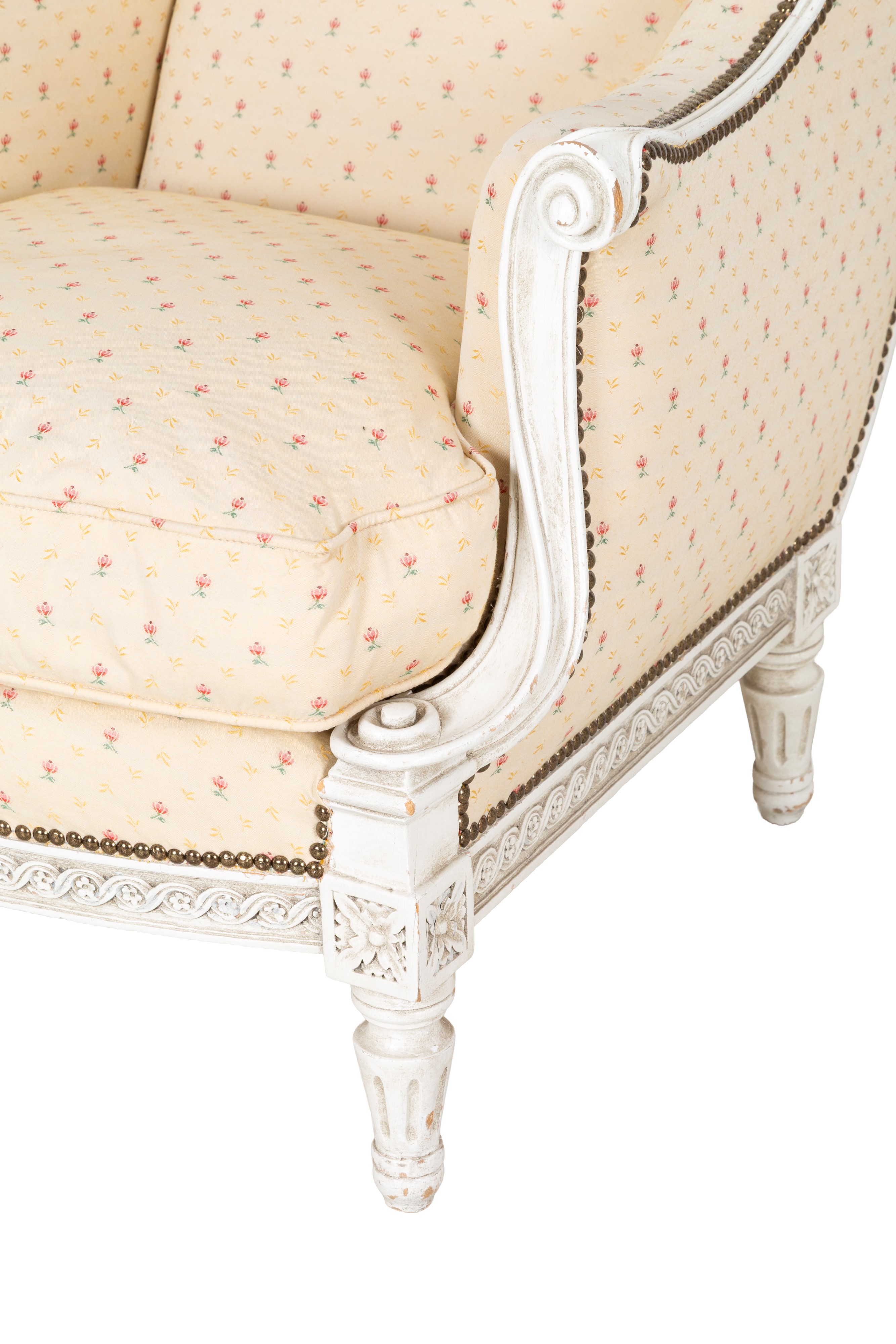 Coppia di bergere, legno laccato con rivestimento in cotone floreale