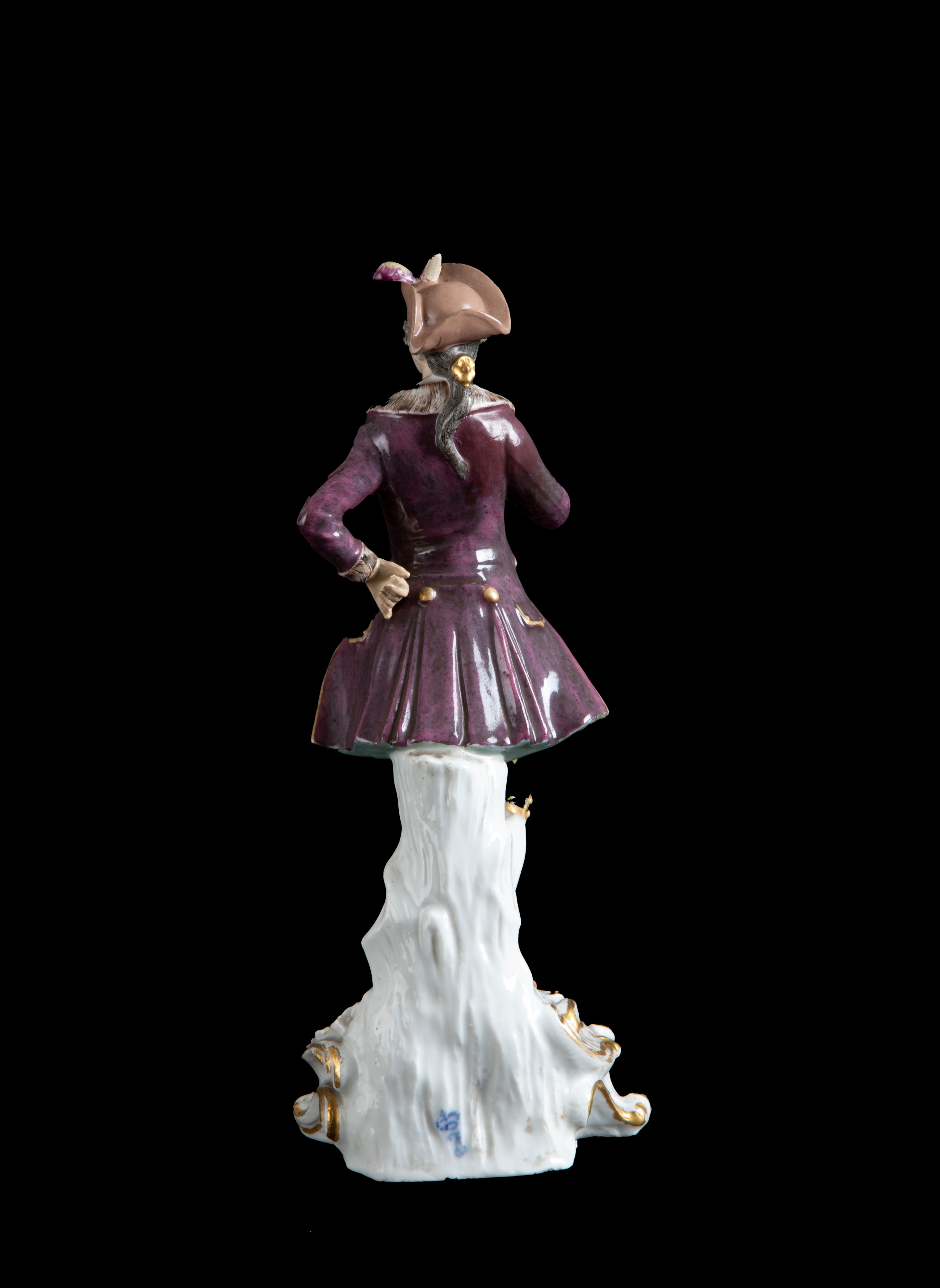 Statuetta in porcellana "GENTILUOMO"