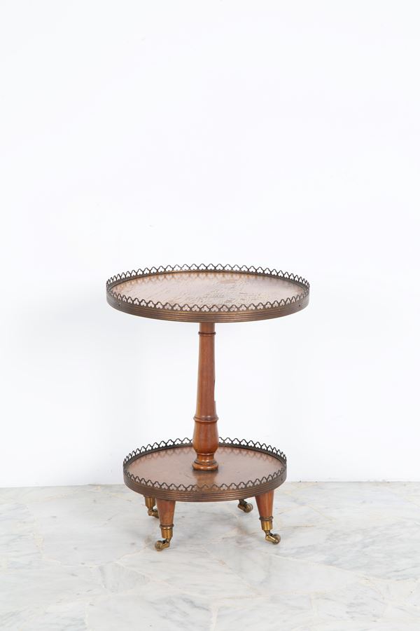 Small two-tier etagere