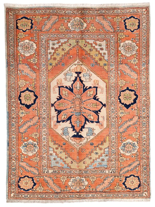 Signed Heriz carpet. Persia.
