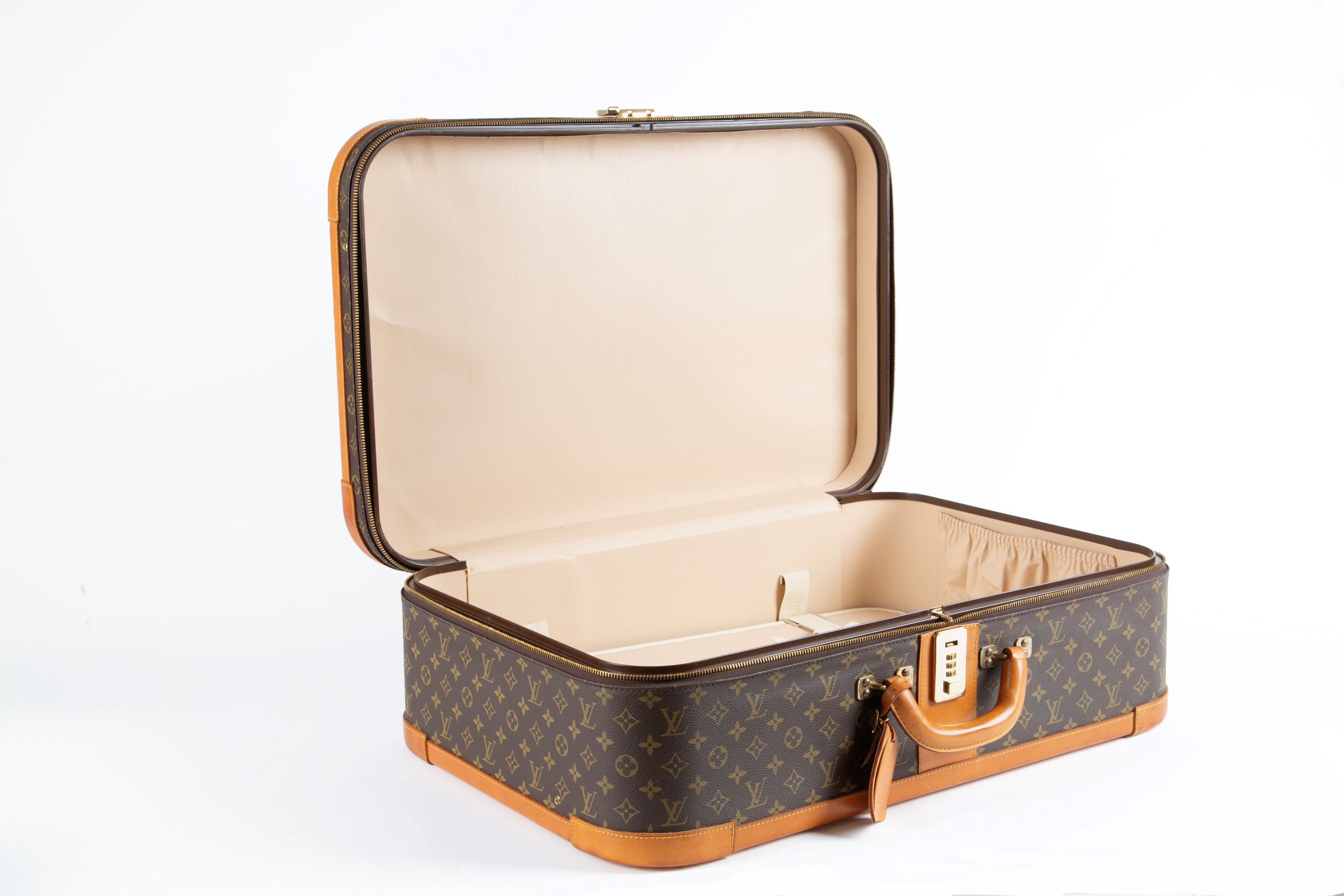 Louis Vuitton, Valigia Stratos