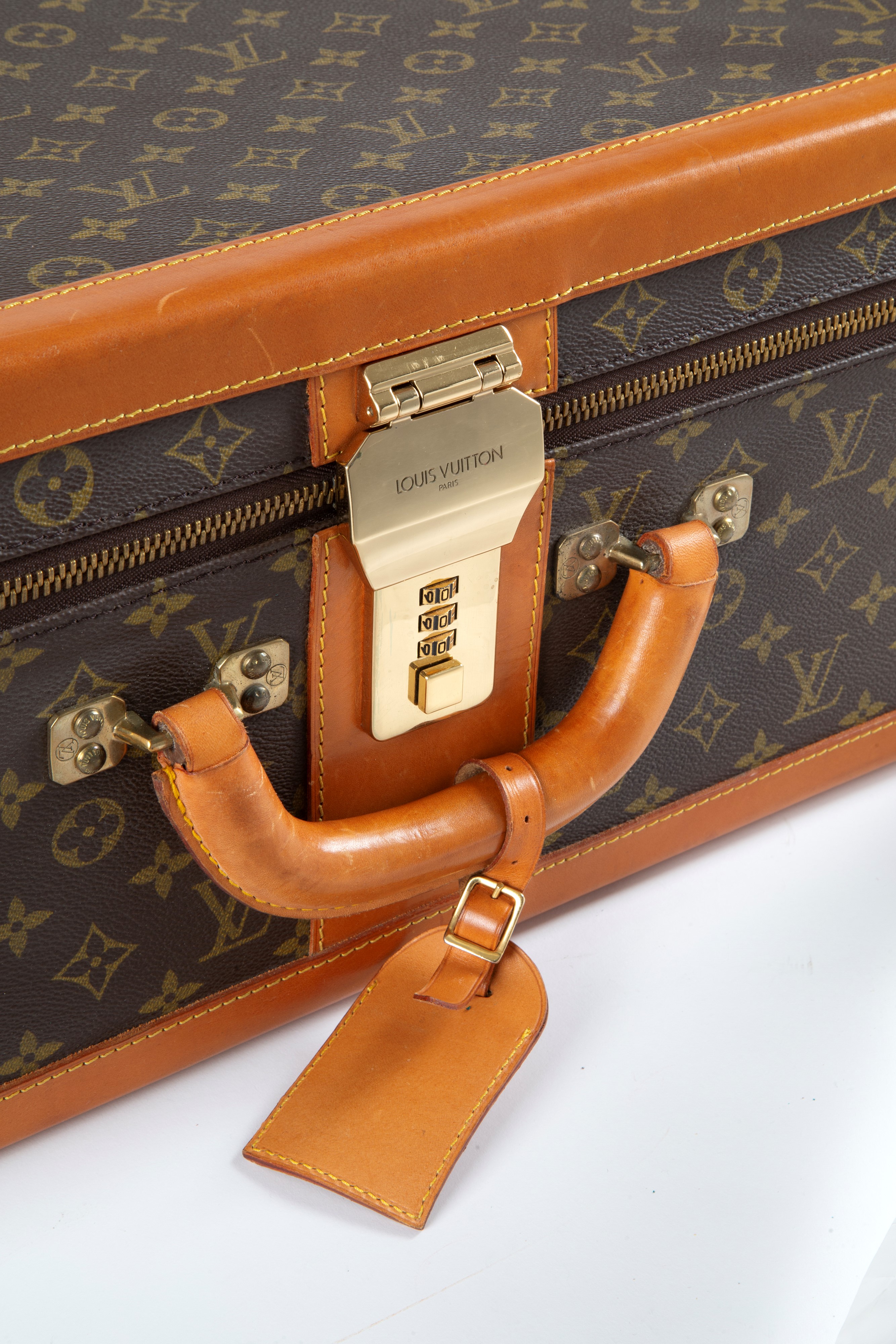 Louis Vuitton, Valigia Stratos