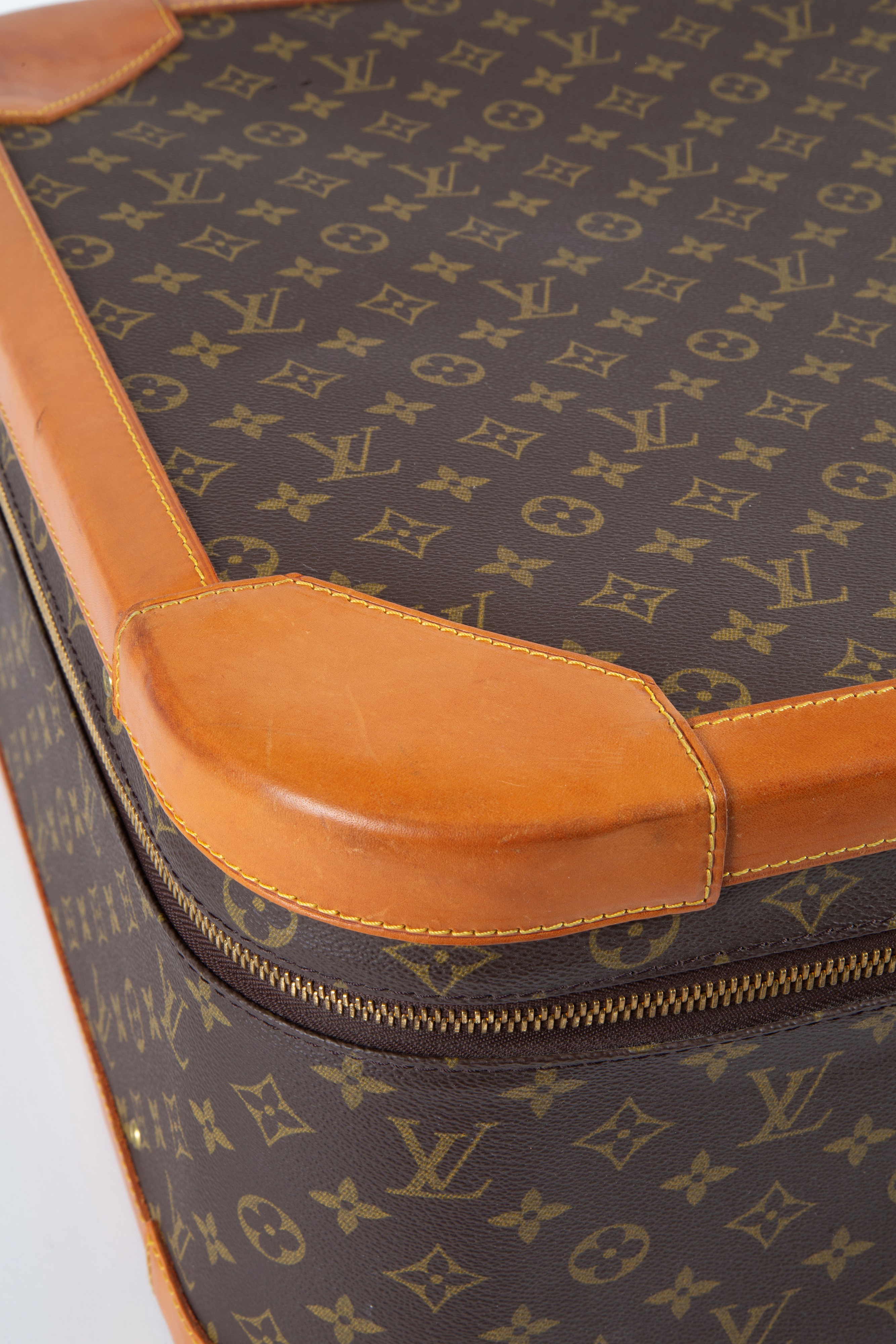 Louis Vuitton, Valigia Stratos