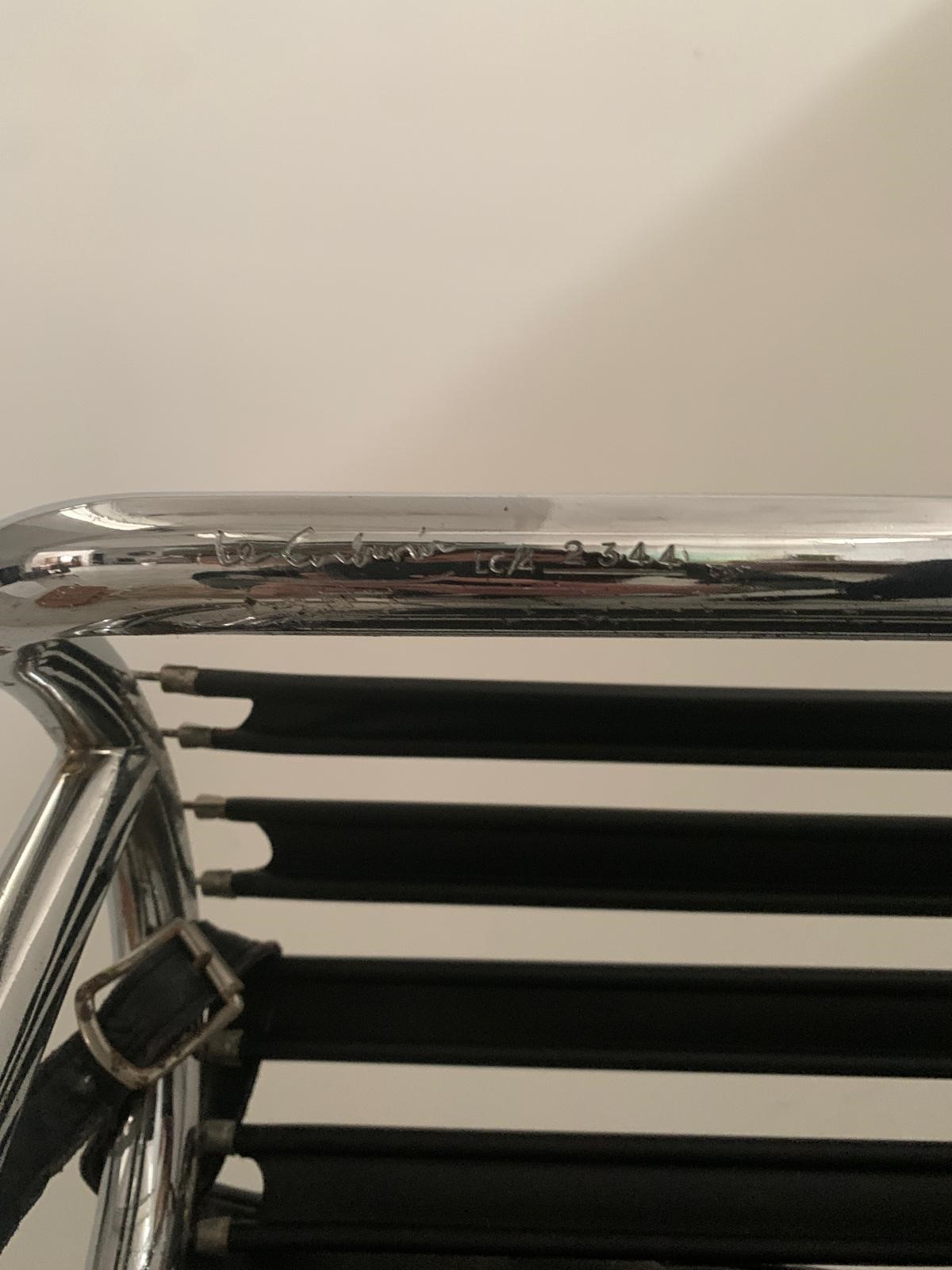 Pierre Jeanneret e Charlotte Perriand, Chaise longue LC4 per Cassina