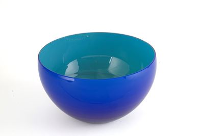 Ciotola in vetro azzurro e blu, XX secolo
