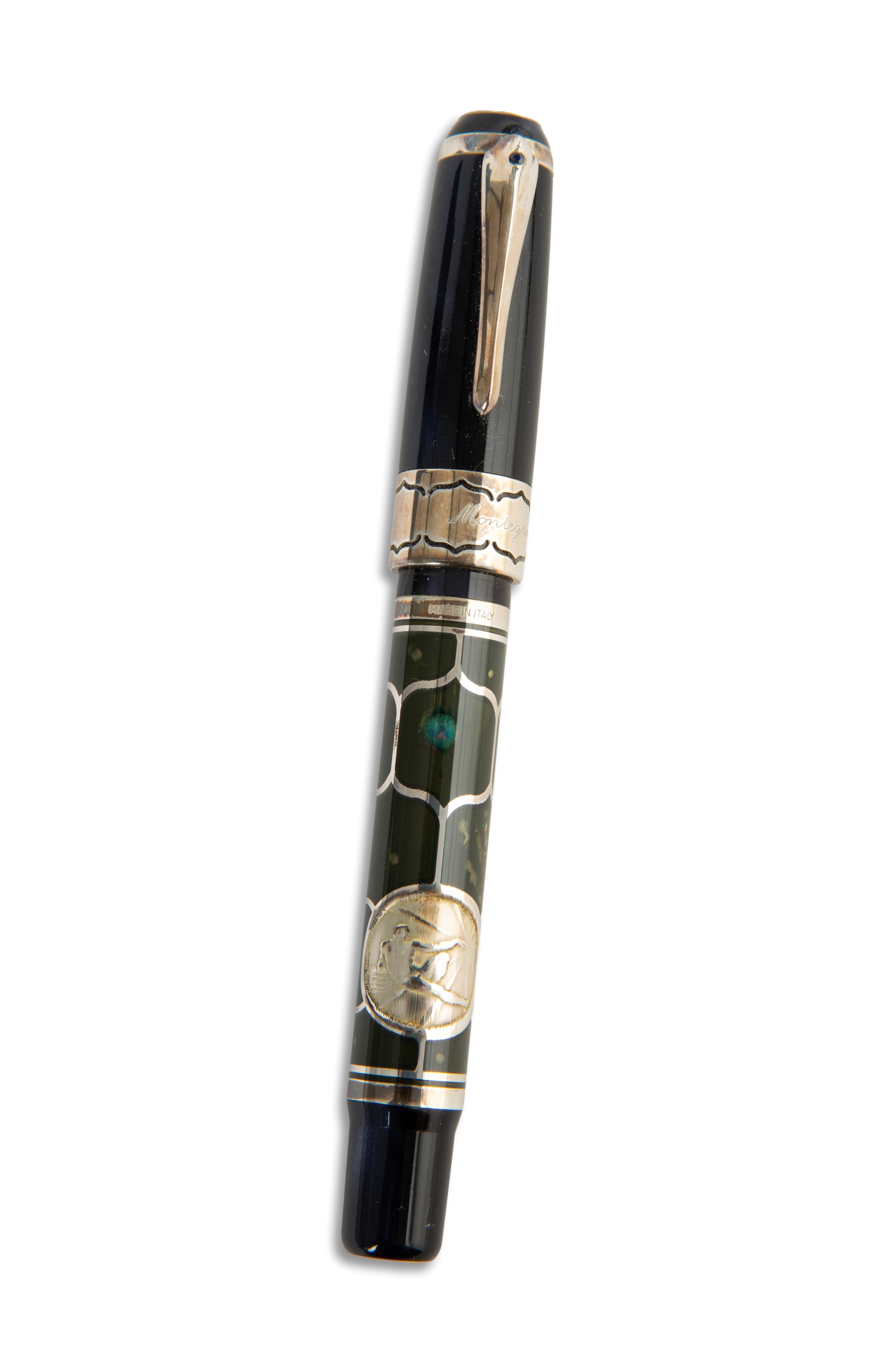 Montegrappa, Penna stilografica modello Cosmos in argento