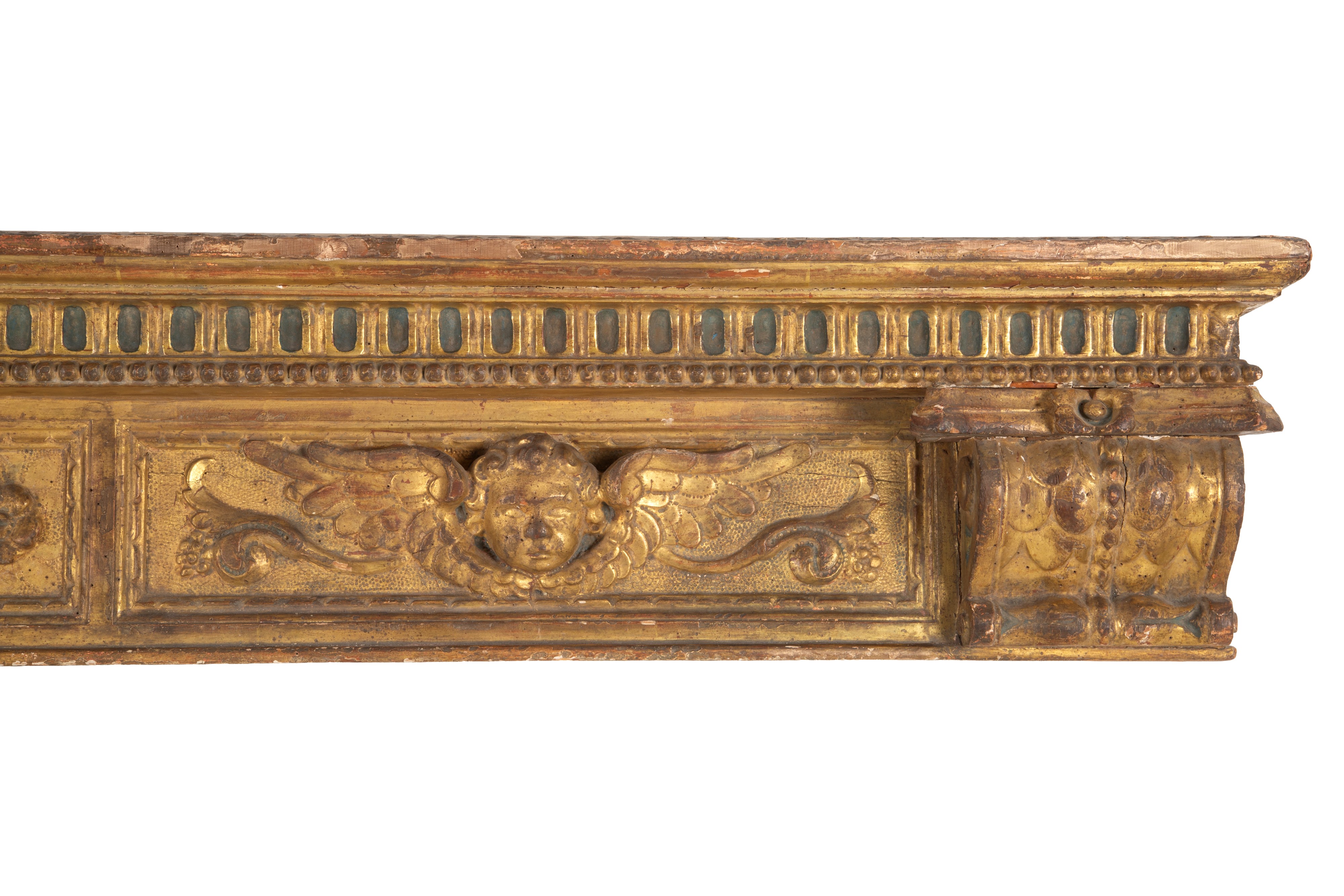 Fregio in legno dorato