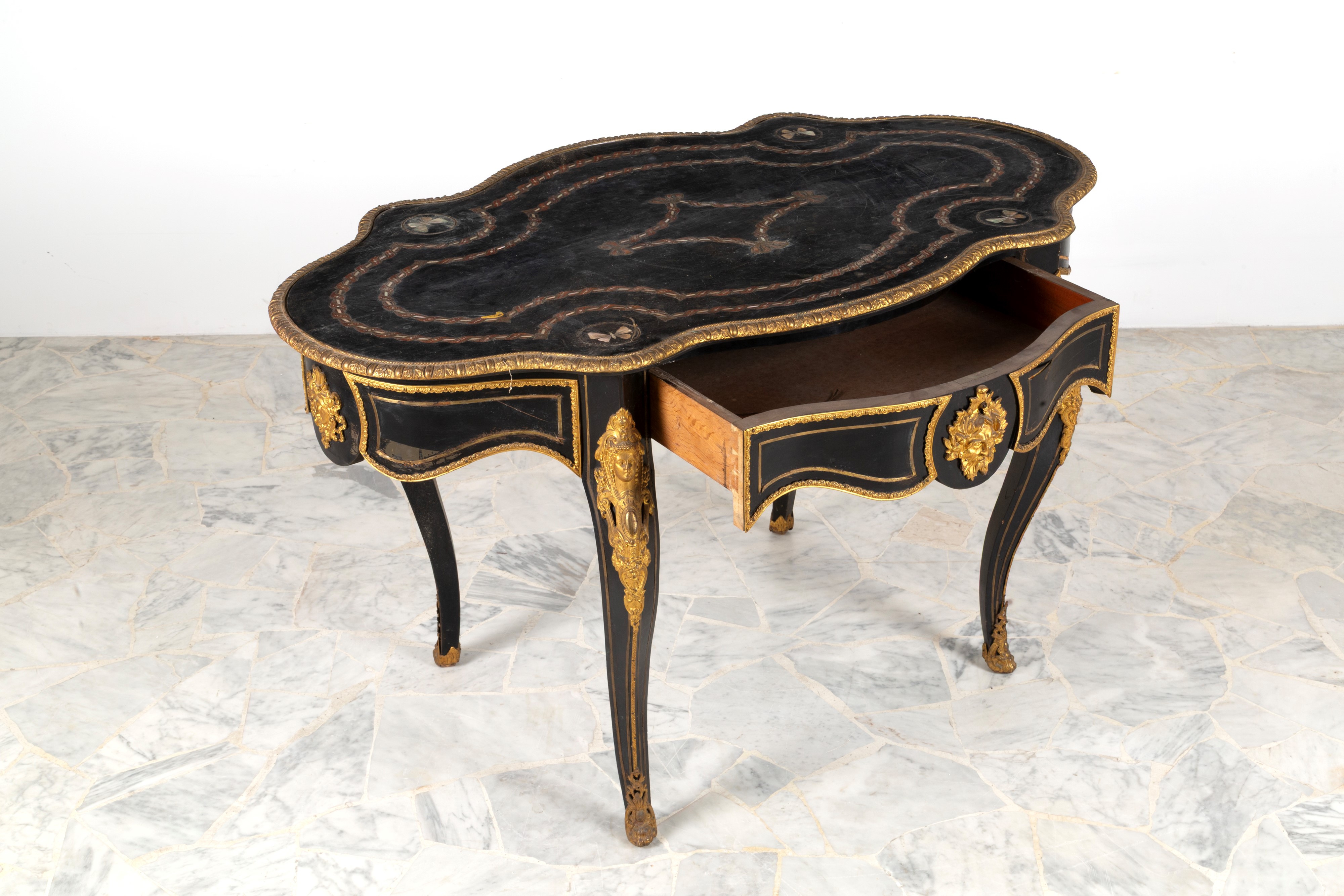 Tavolo polilobato Napoleone III