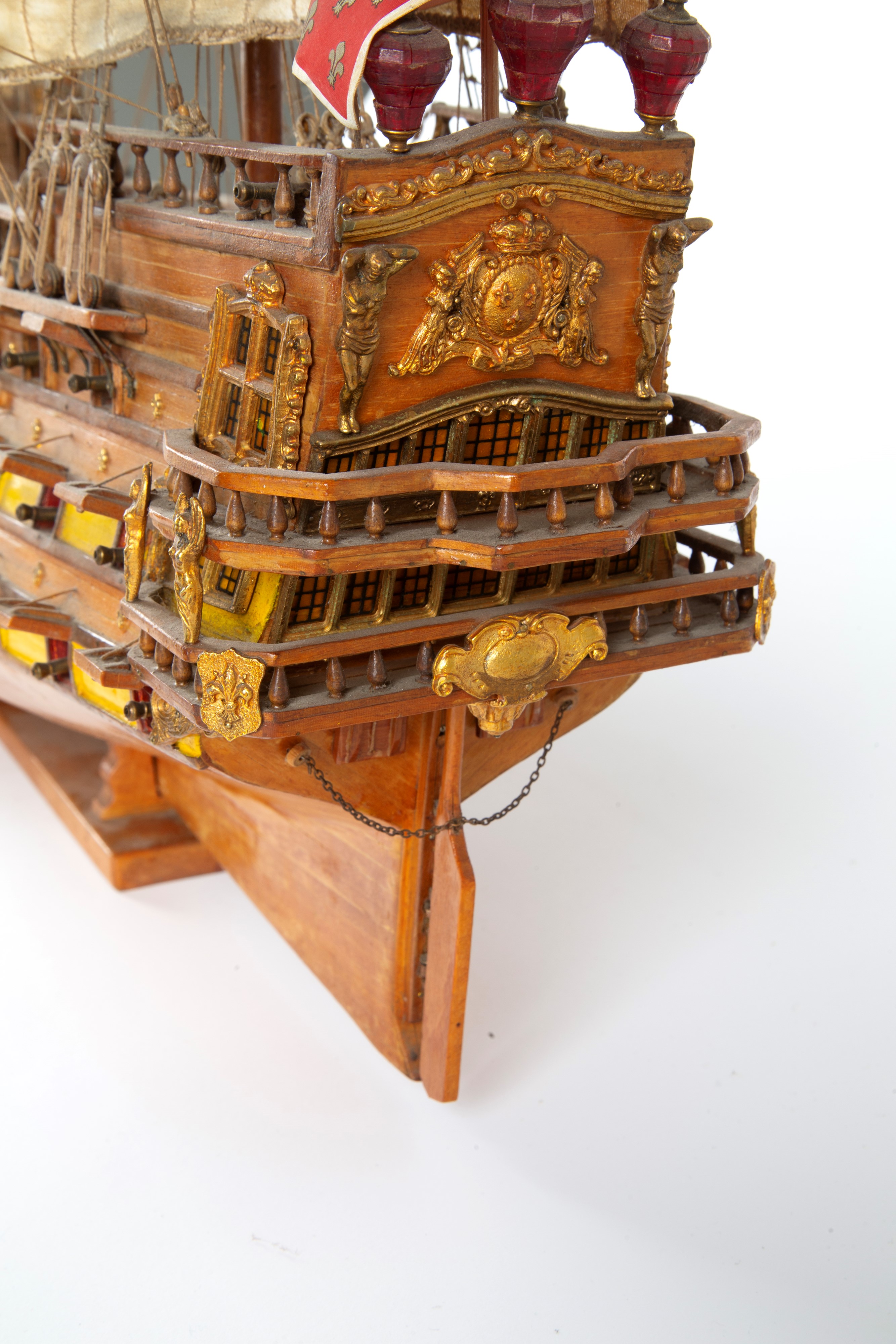 Modello della nave militare Mirage