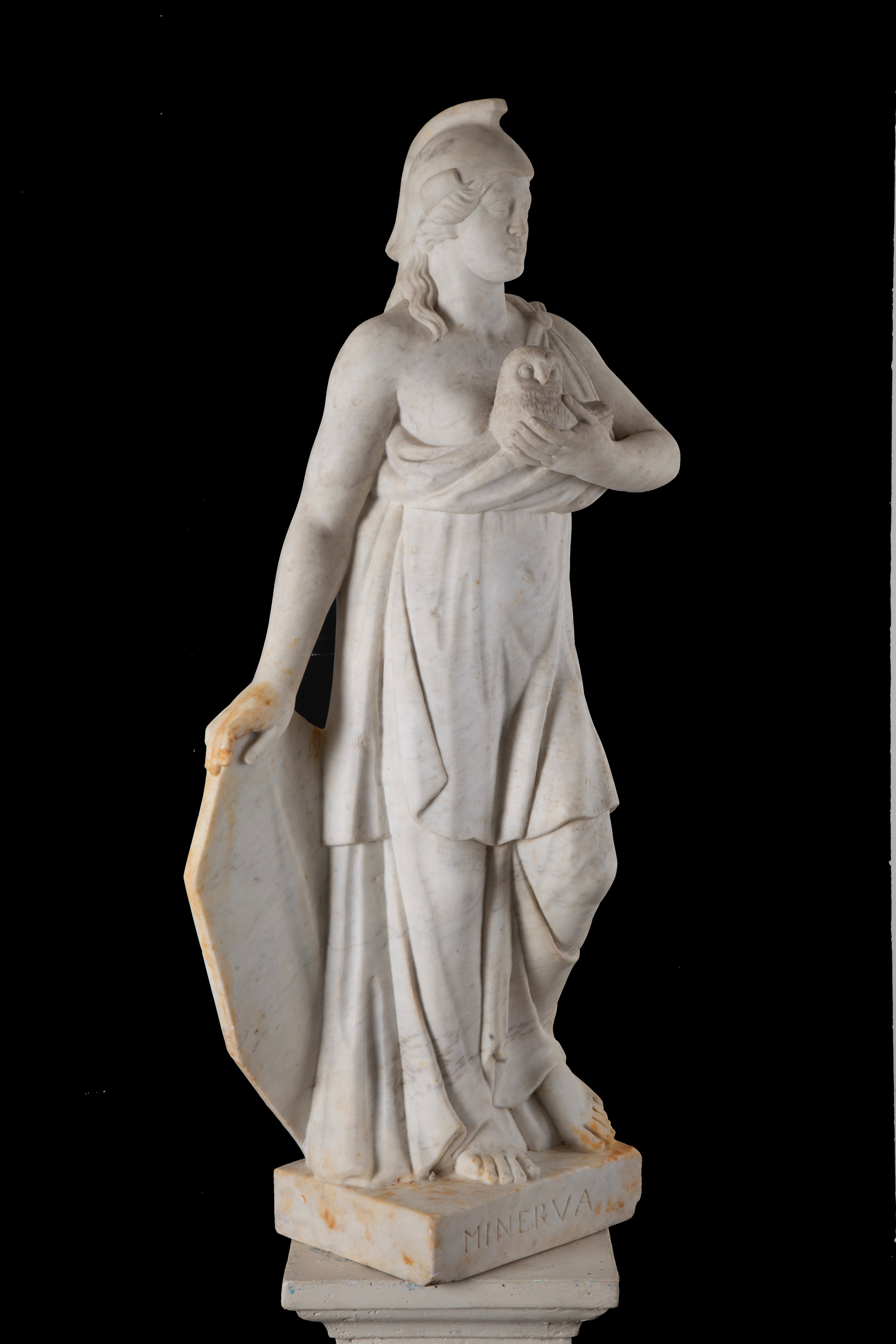 Scultore del XIX secolo, Scultura in marmo 'Minerva'