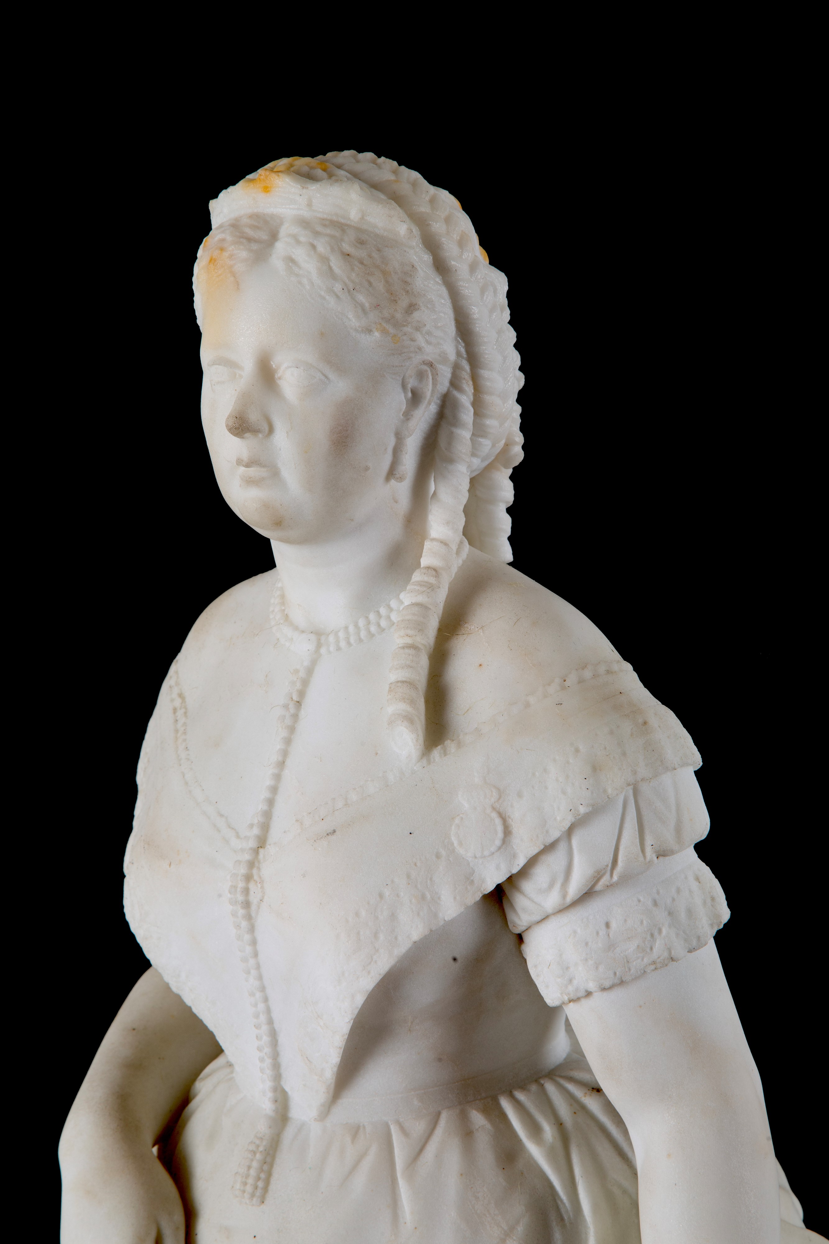 Scultura in marmo "DAMA"
