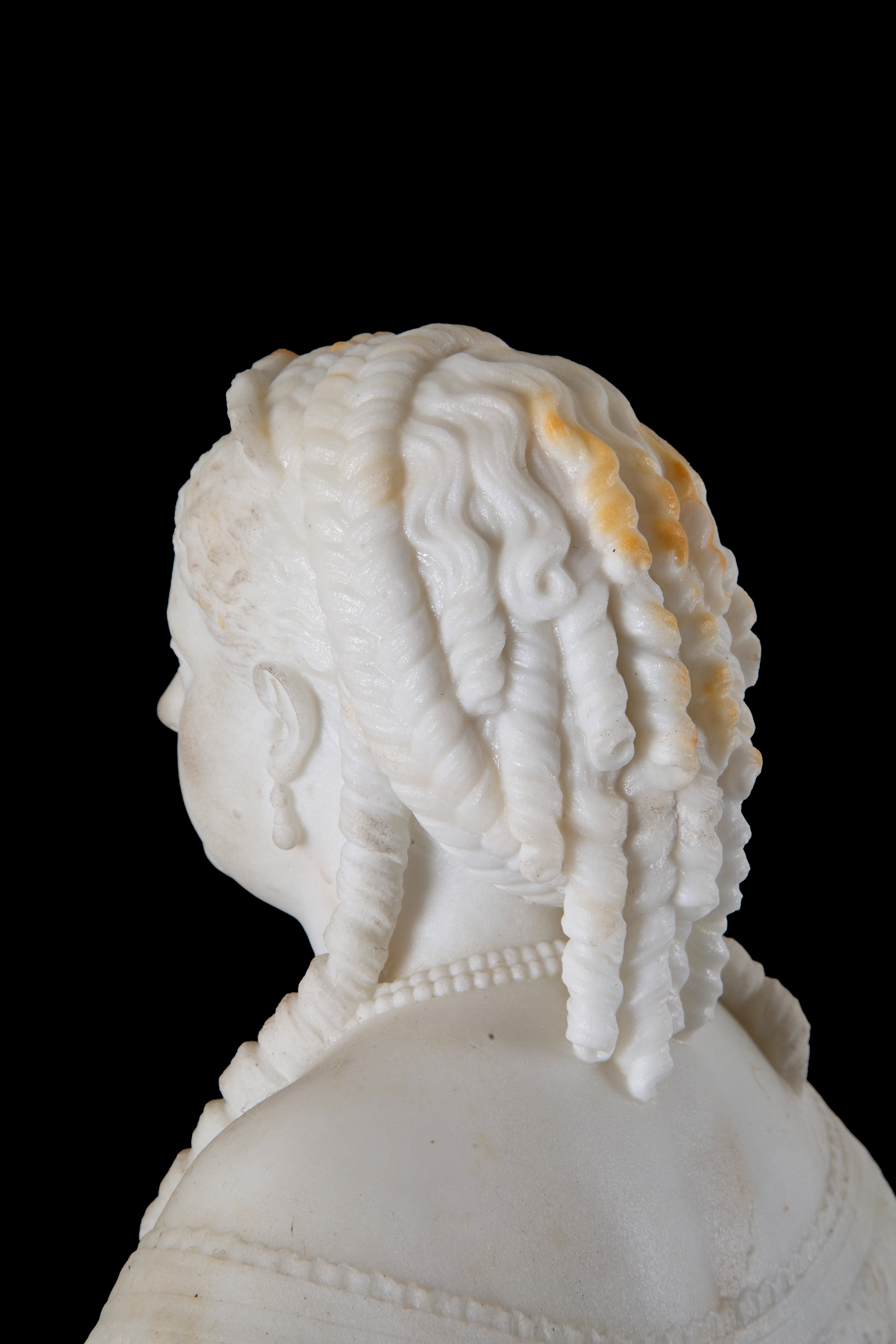 Scultura in marmo "DAMA"