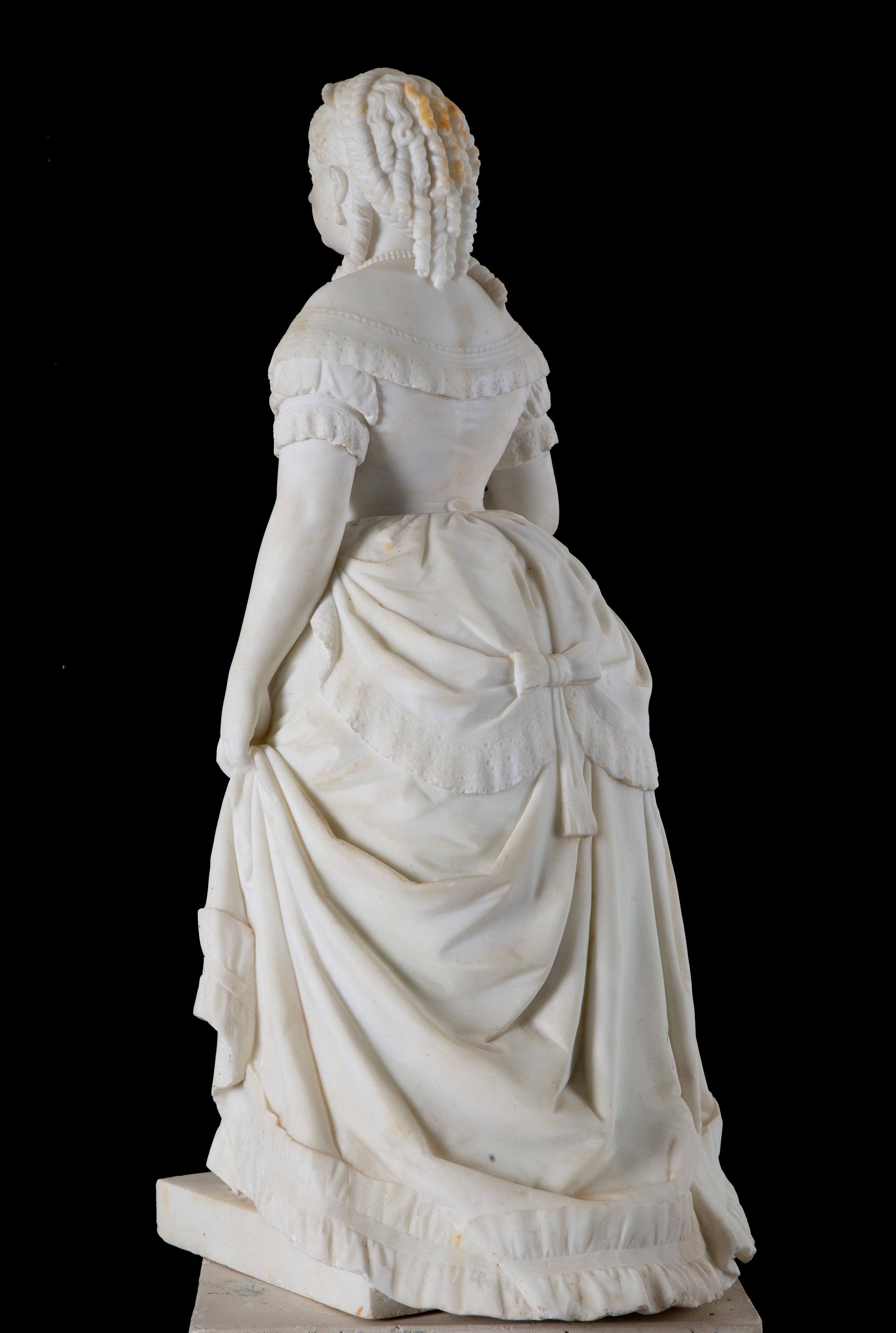 Scultura in marmo "DAMA"