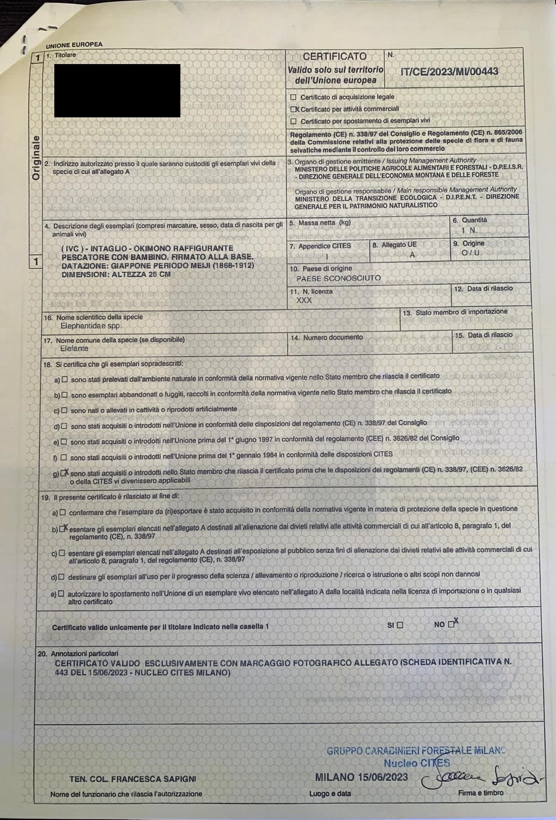 Okimono in avorio "PESCATORE CON BAMBINO"