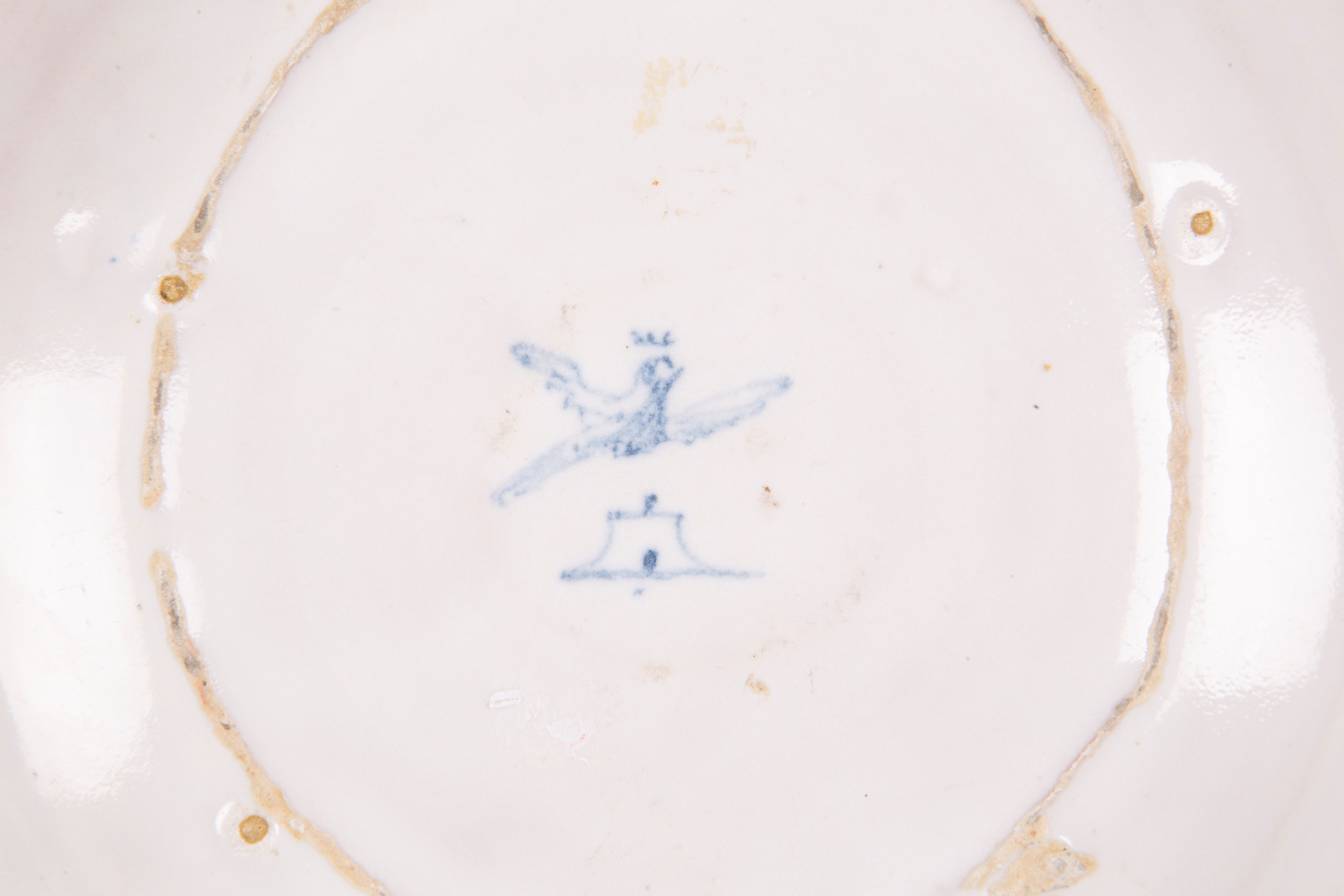 Due piatti in ceramica. Savona