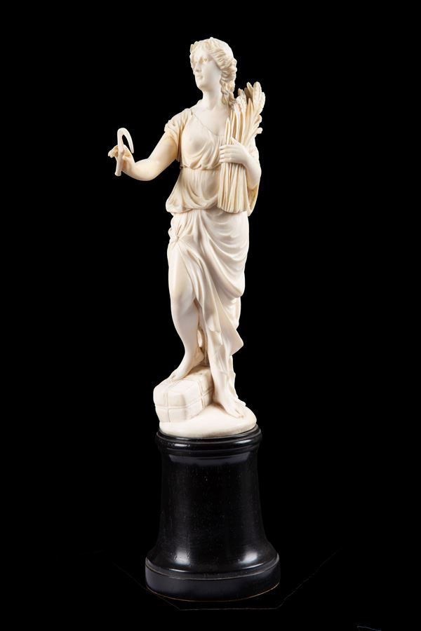 Ivory sculpture "SUMMER"