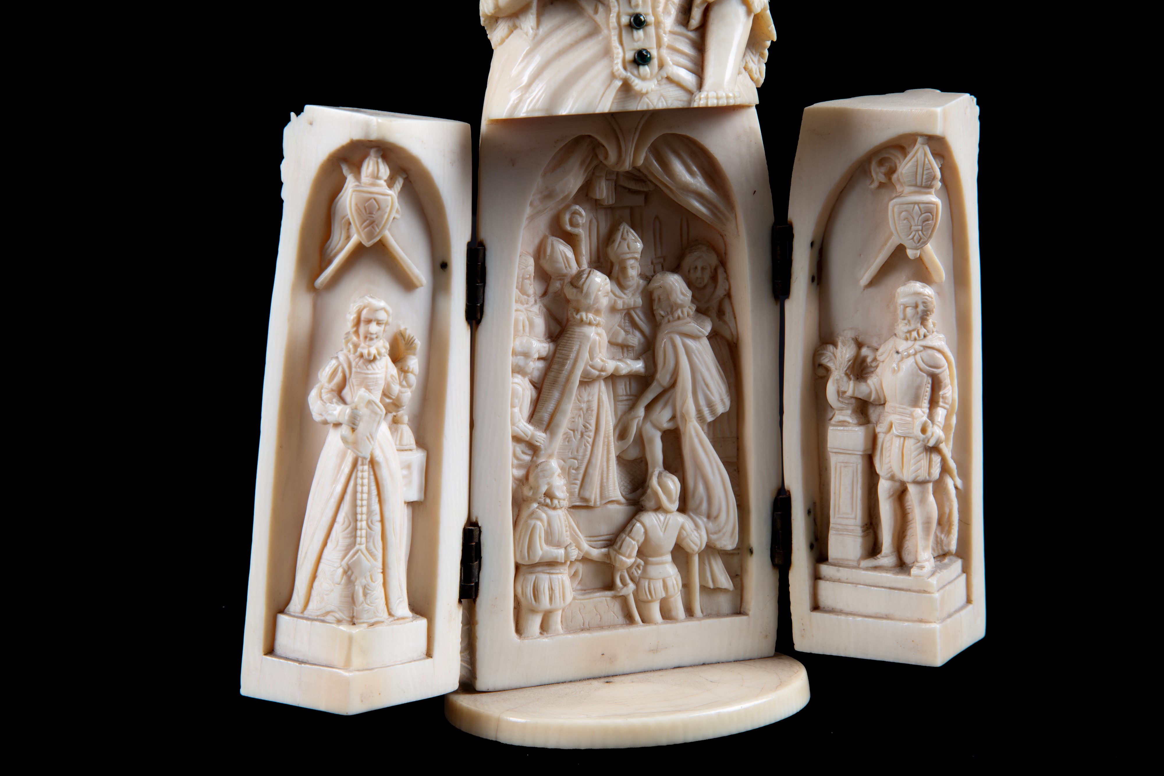 Scultura in Avorio "maria Stuarda"