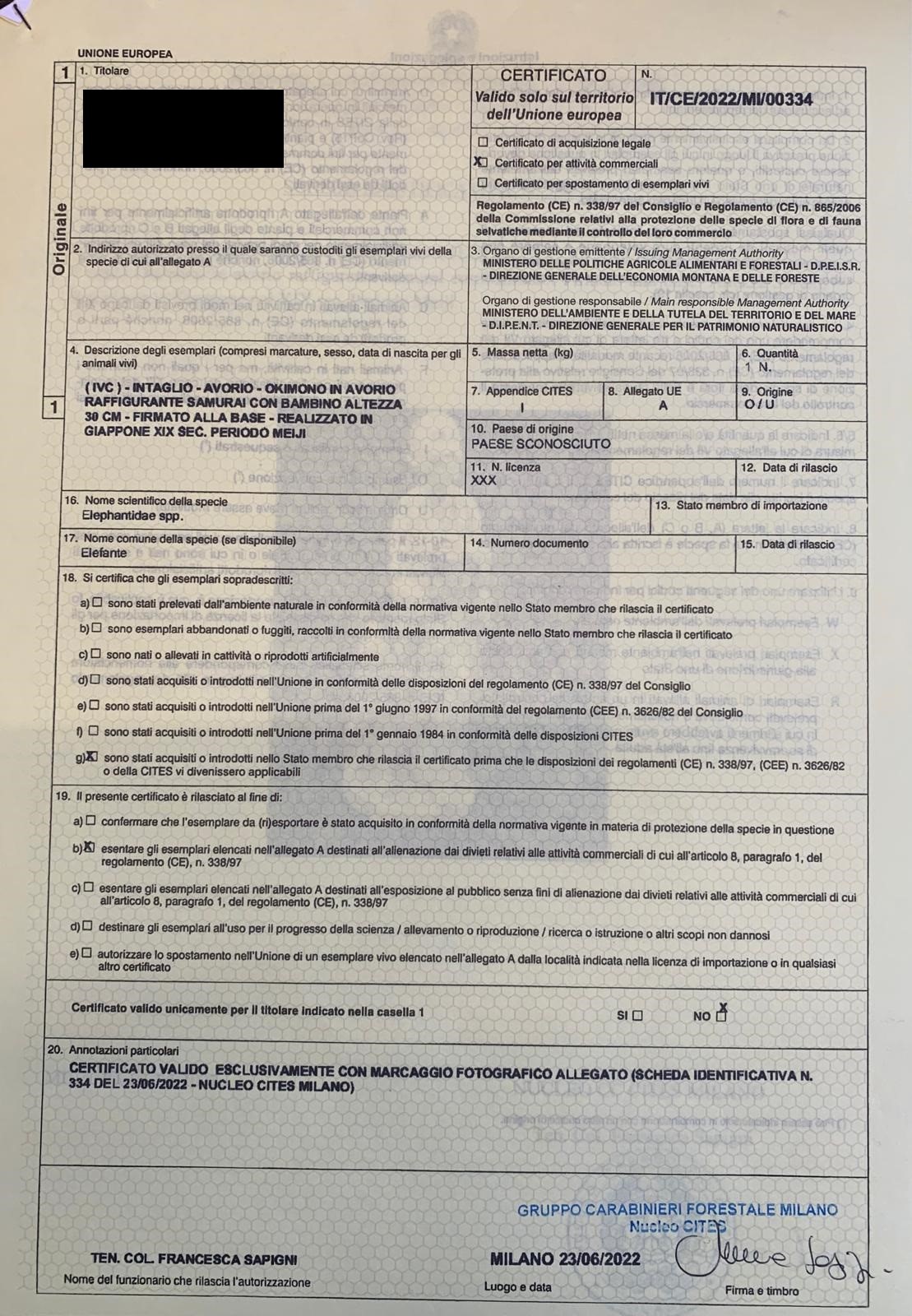 Okimono in avorio "SAMURAI CON BAMBINO"