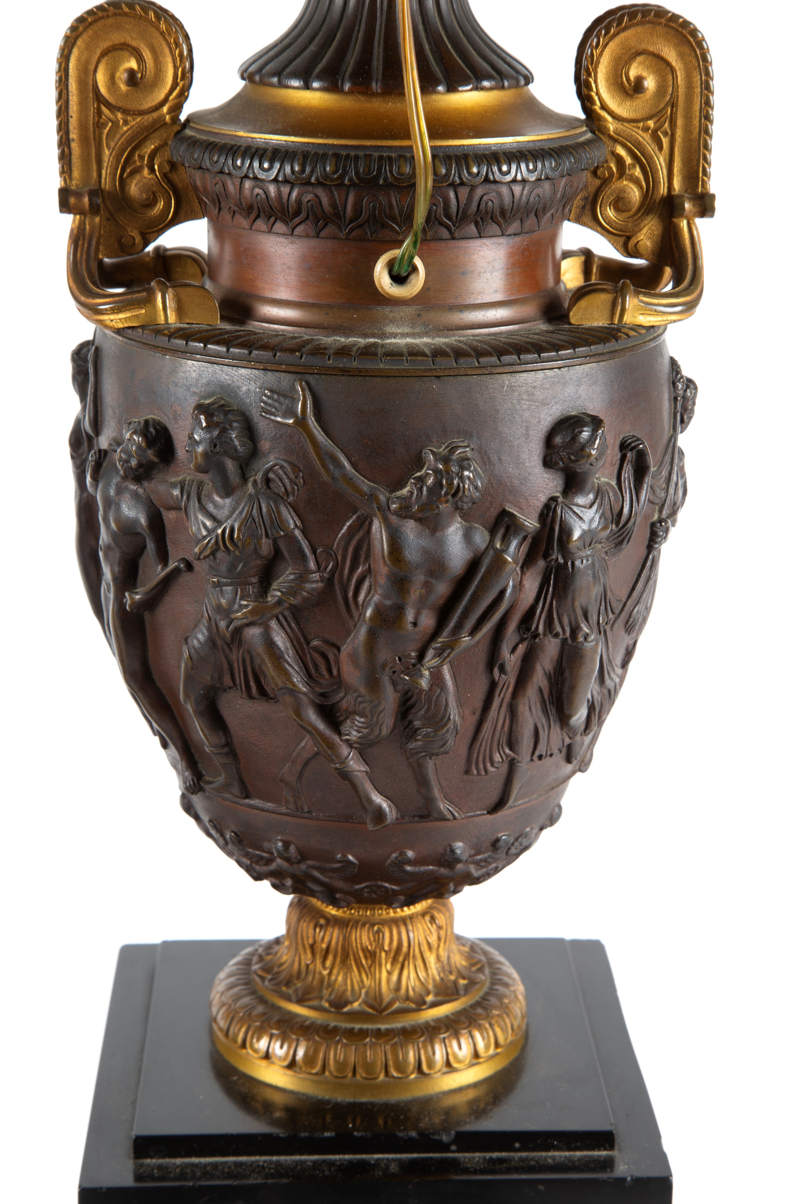 Coppia di lampade, bronzo dorato e patinato con basi in marmo Nero del Belgio e boule in vetro, X...
