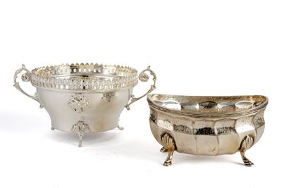 Formaggiera e salsiera, argento 800, XX secolo