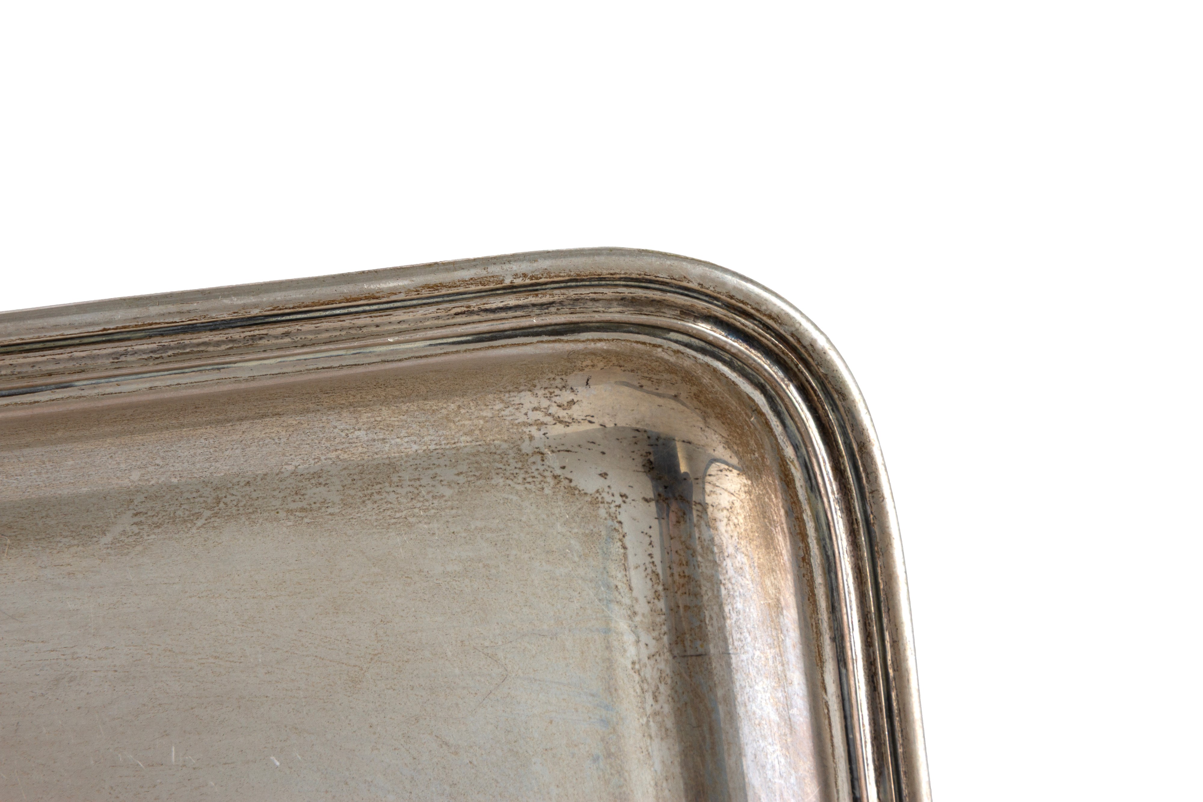 Vassoio in argento 800, XX secolo, 30,5x22,3 cm