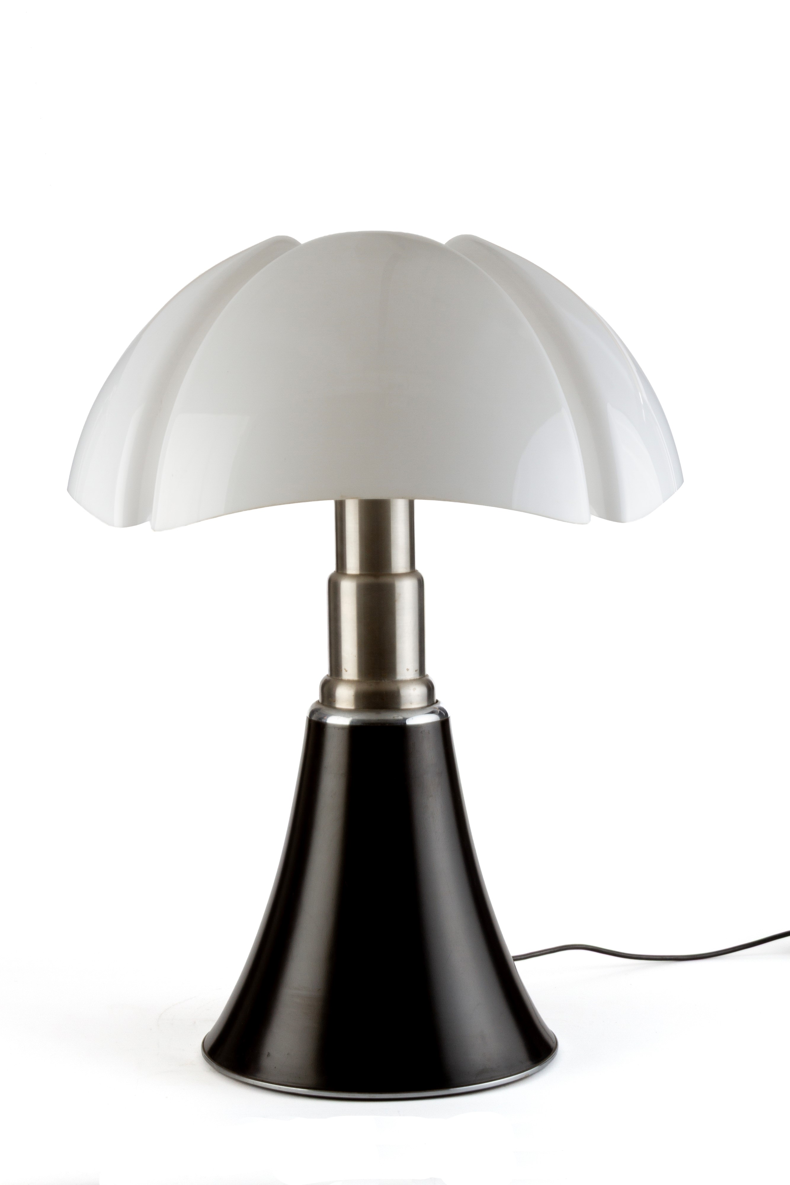 Gae Aulenti - Lampada Pipistrello modello 620, metallo cromato e diffusore in plastica