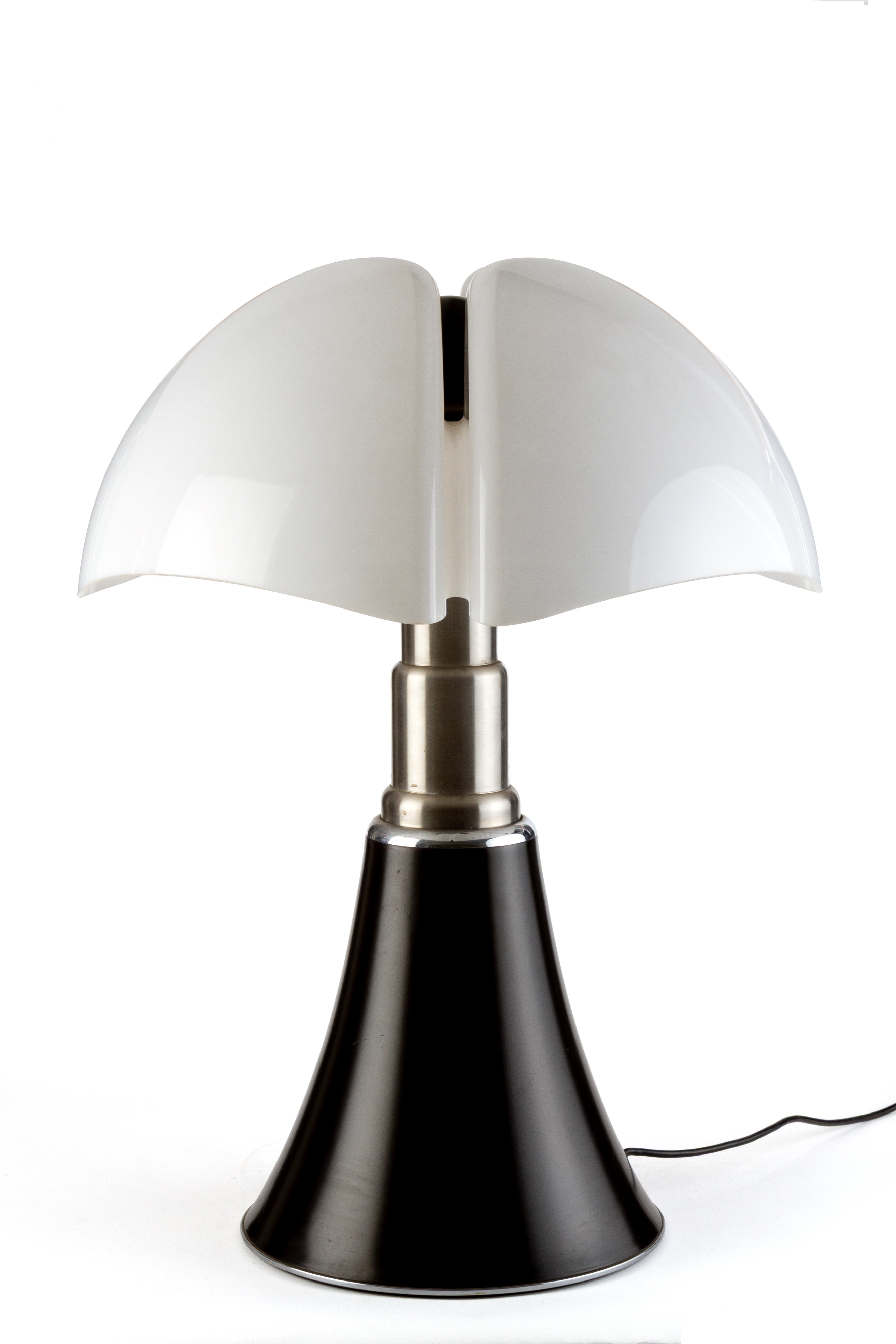 Gae Aulenti - Lampada Pipistrello modello 620, metallo cromato e diffusore in plastica