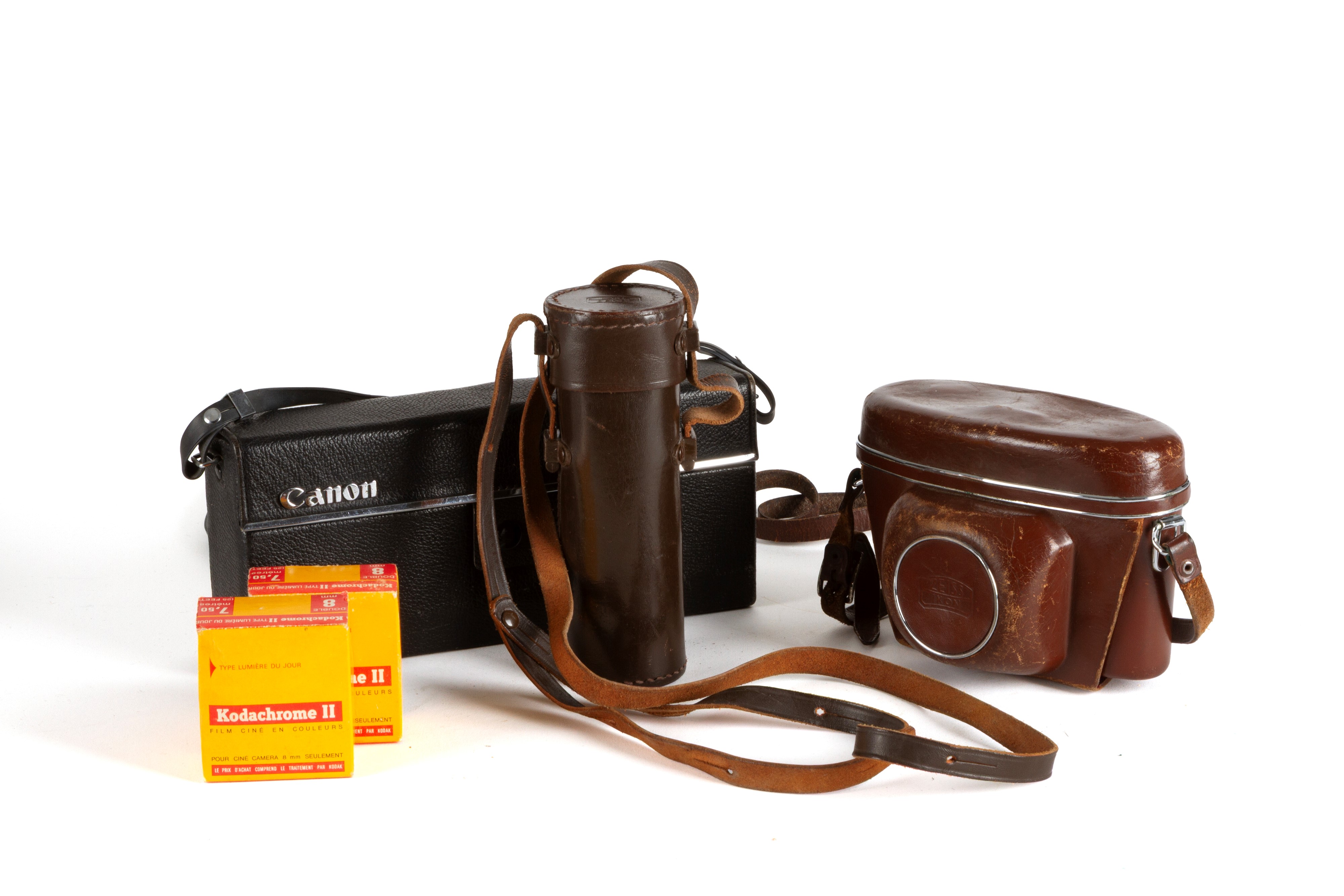Zeiss Ikon, Macchina fotografica Contaflex; Canon, Cinepresa; Carl Zeiss, Cannocchiale; con rulli...