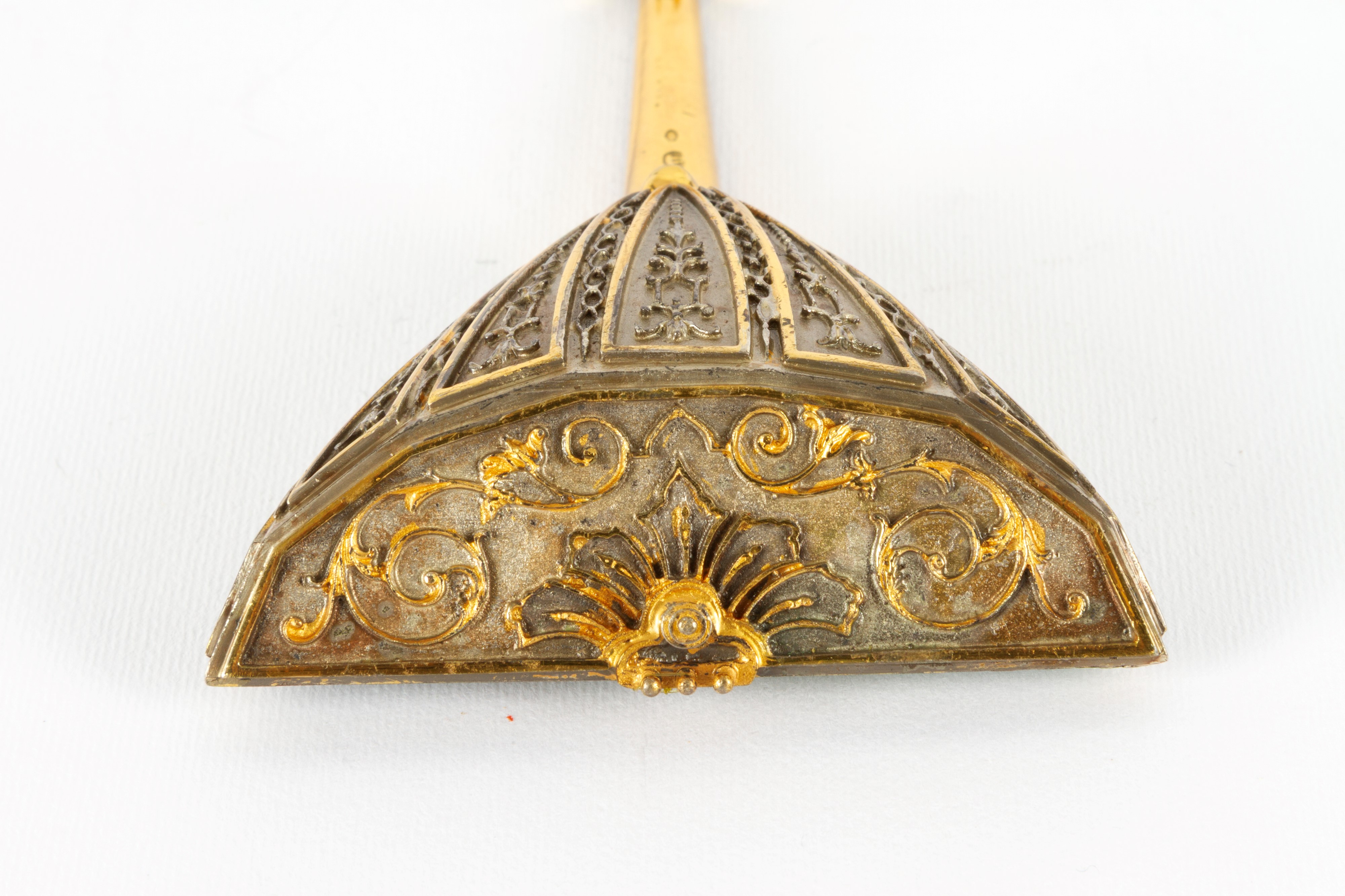 Modellino di balalaika in malachite e argento, XX secolo