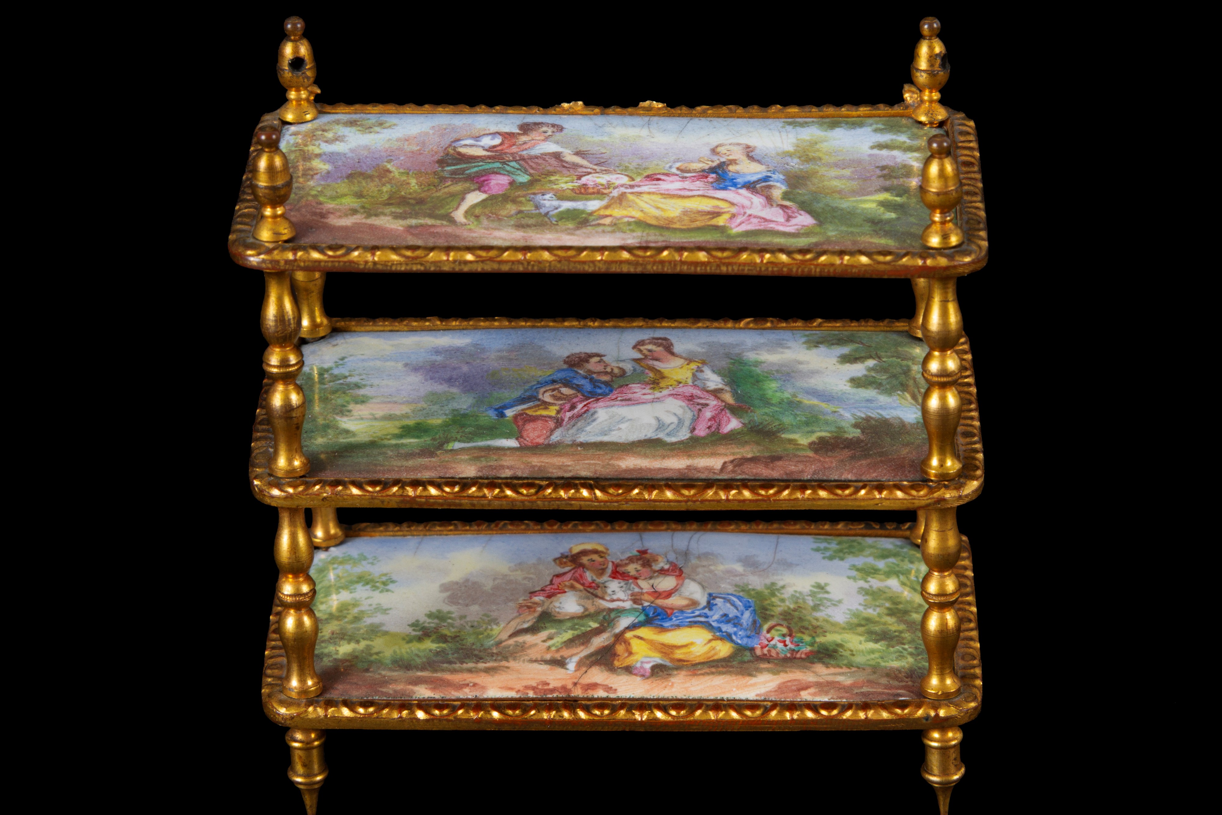 Modellino di etagere in ottone