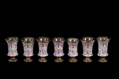Calici in argento con dipinti dei mesi dell'anno, sette modellini, Francia, XIX secolo