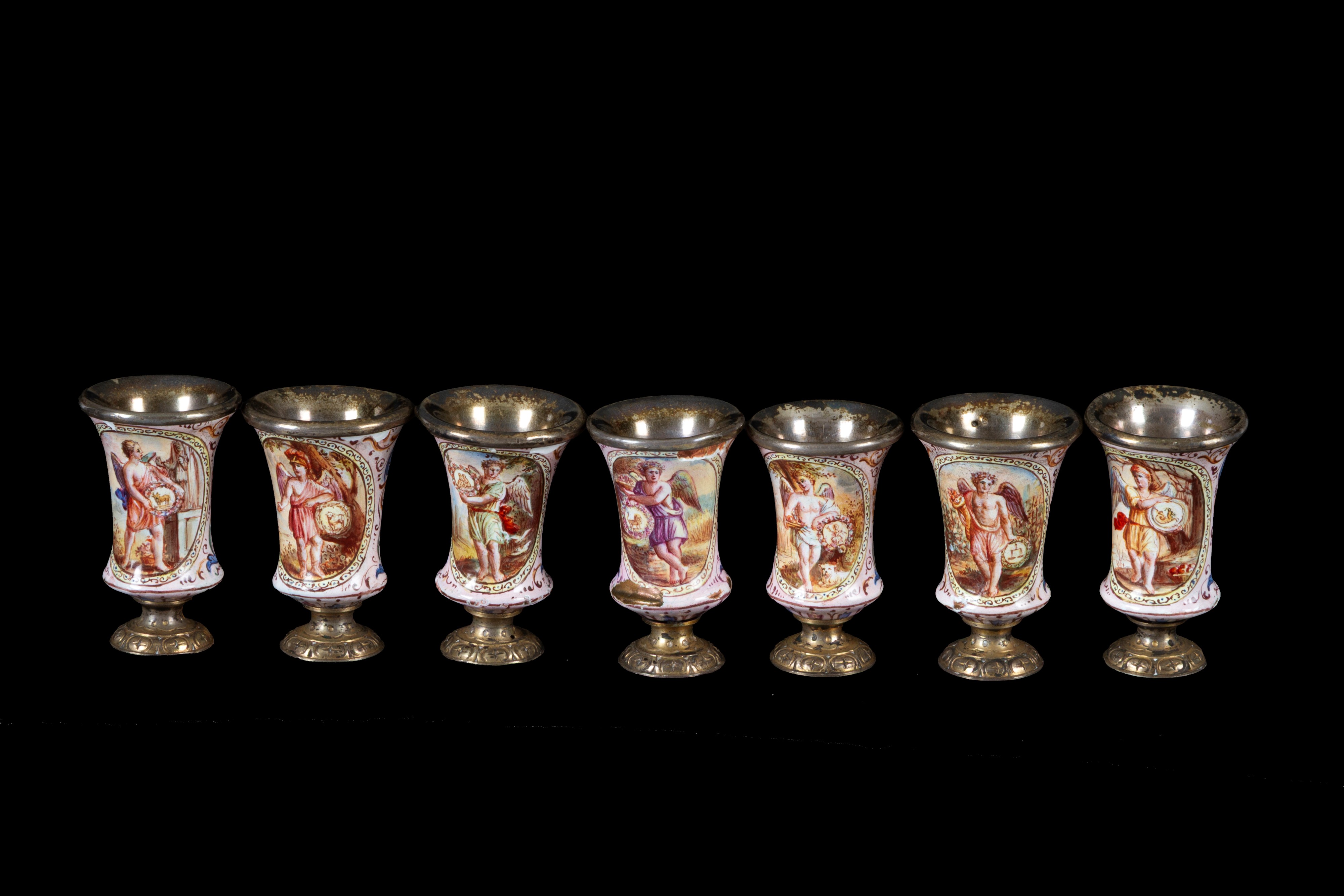 Calici in argento con dipinti dei mesi dell'anno, sette modellini, Francia, XIX secolo