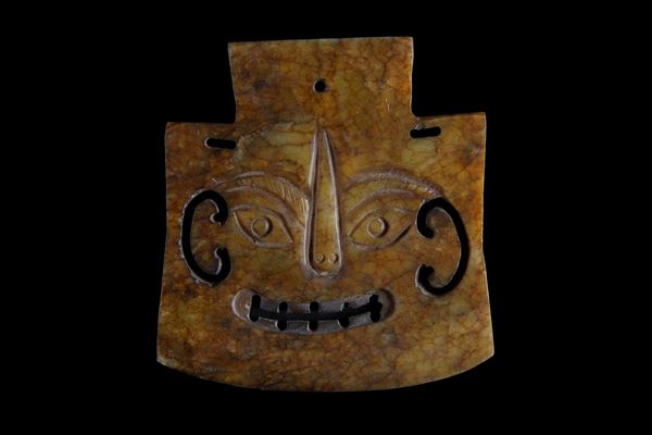 Lama di ascia cerimoniale in giada