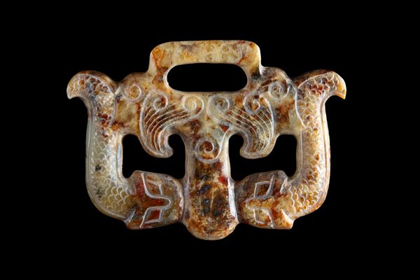 Pendente in giada traforata