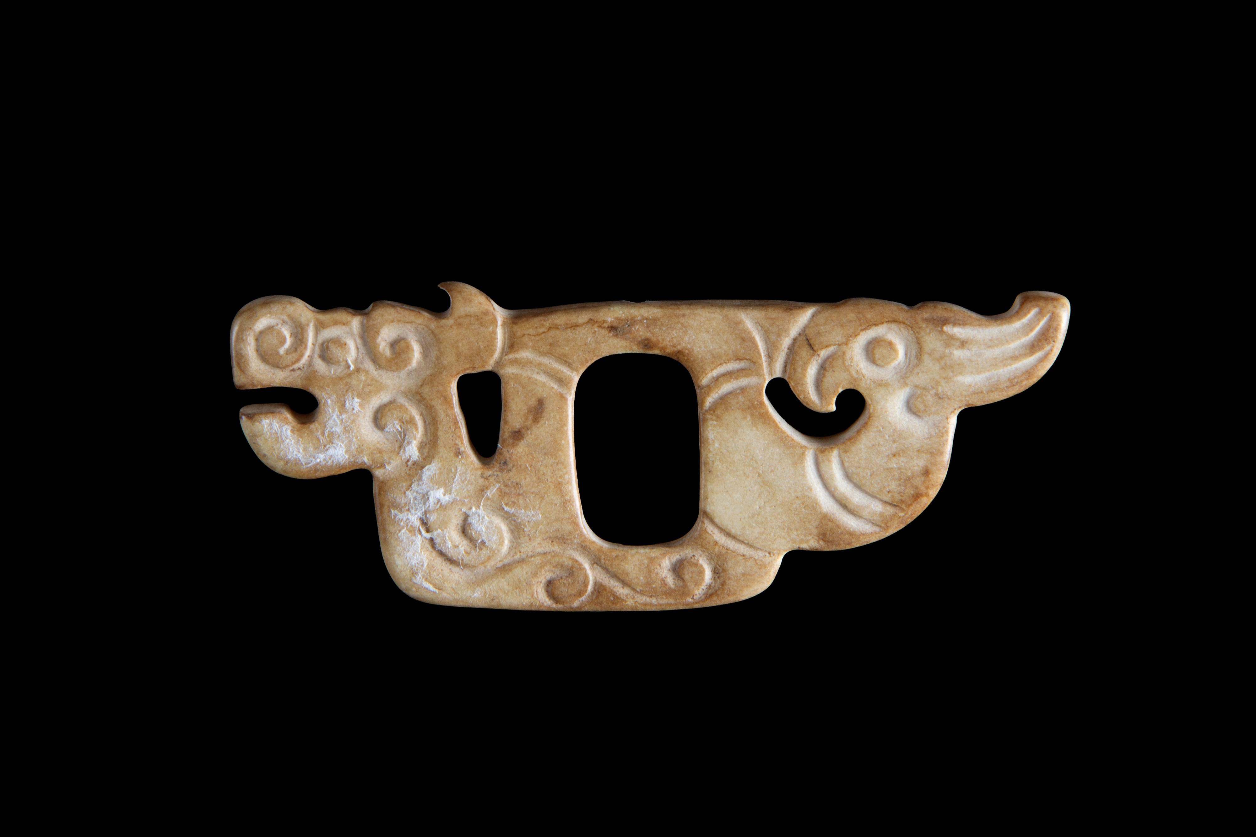 Pendente in giada con drago e fenice