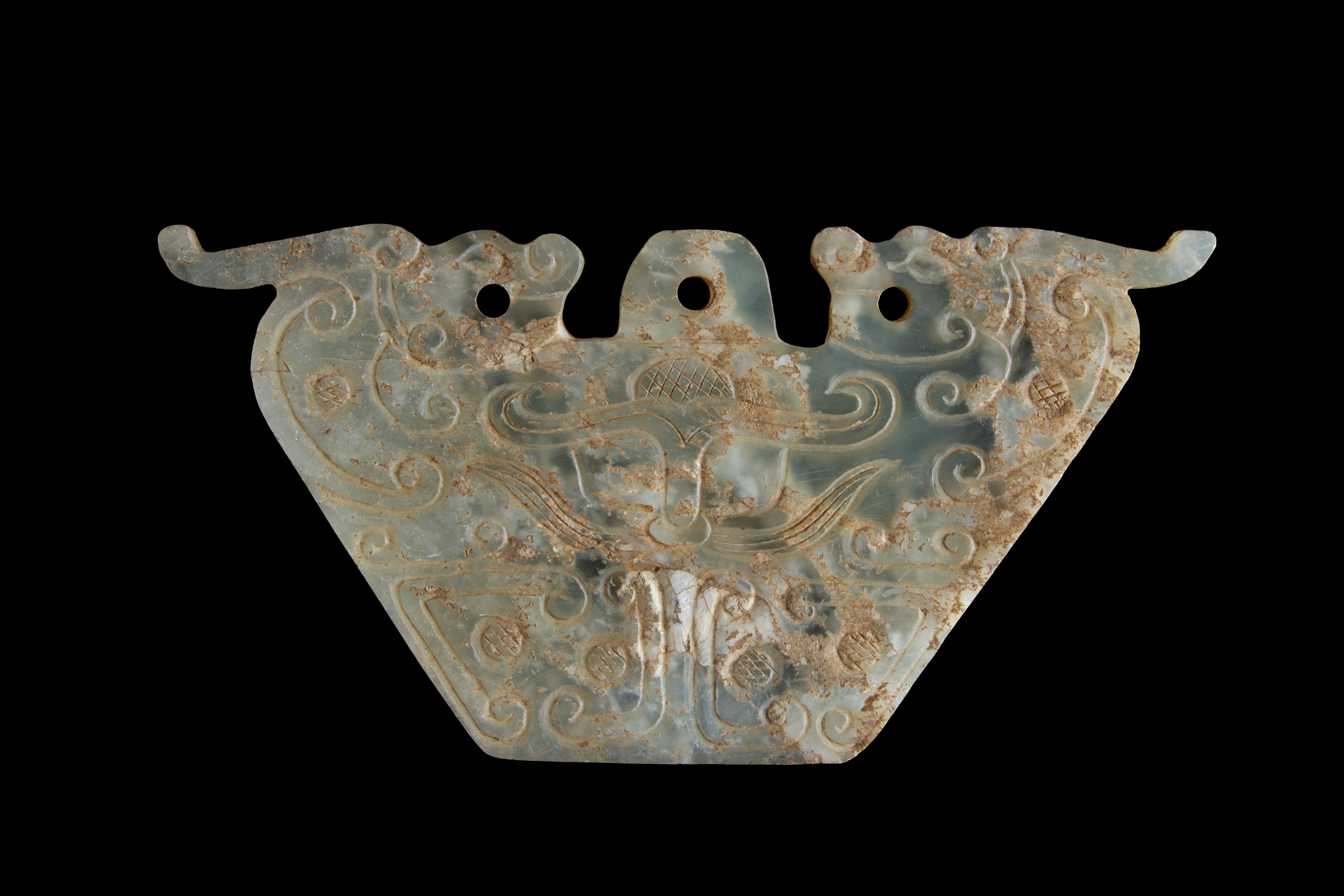 Pendente in giada incisa