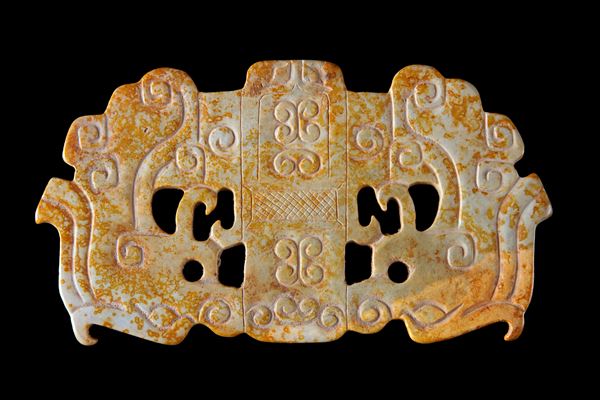 Pendente in giada traforata