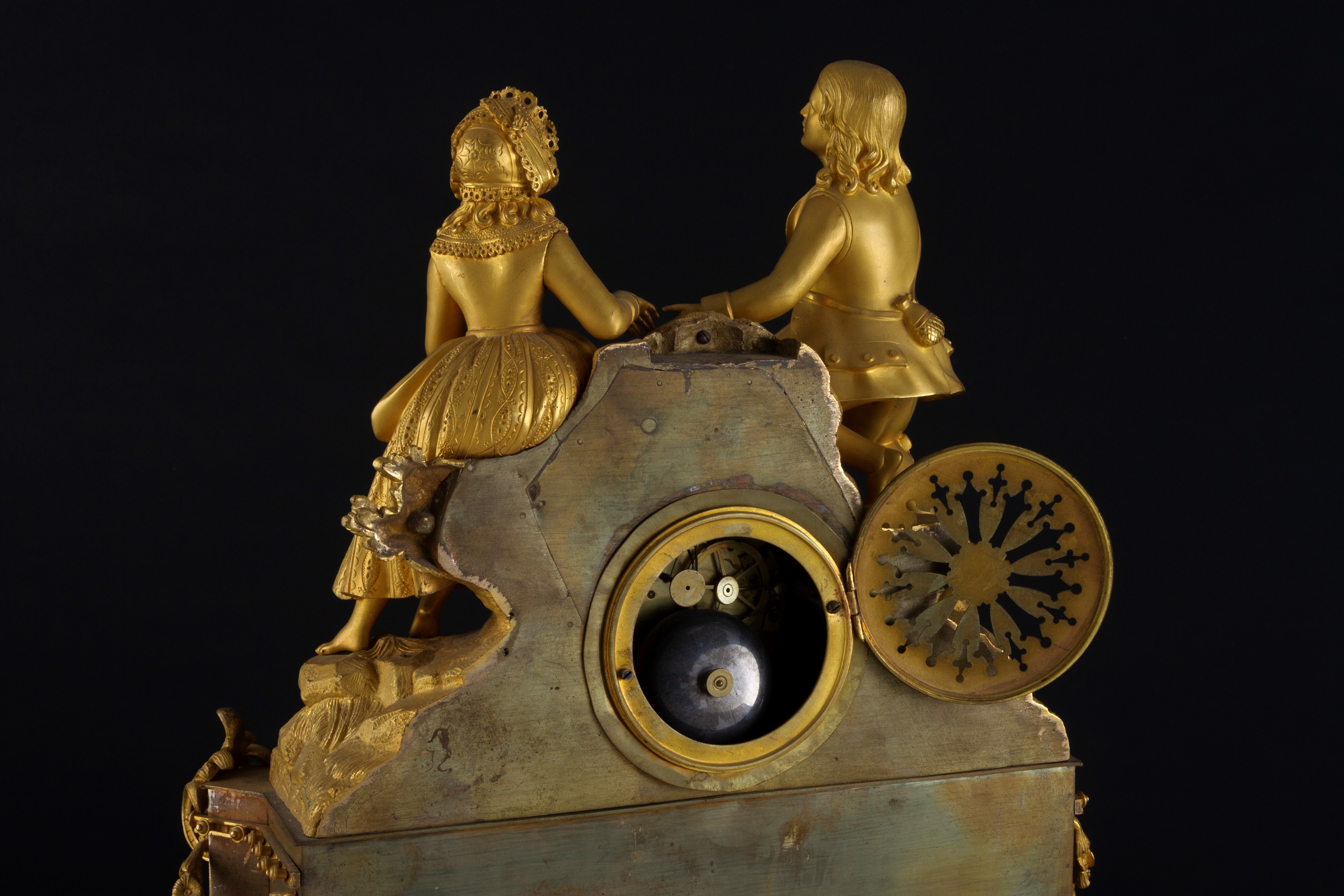 Orologio in bronzo dorato, 'Scena Galante', XIX secolo