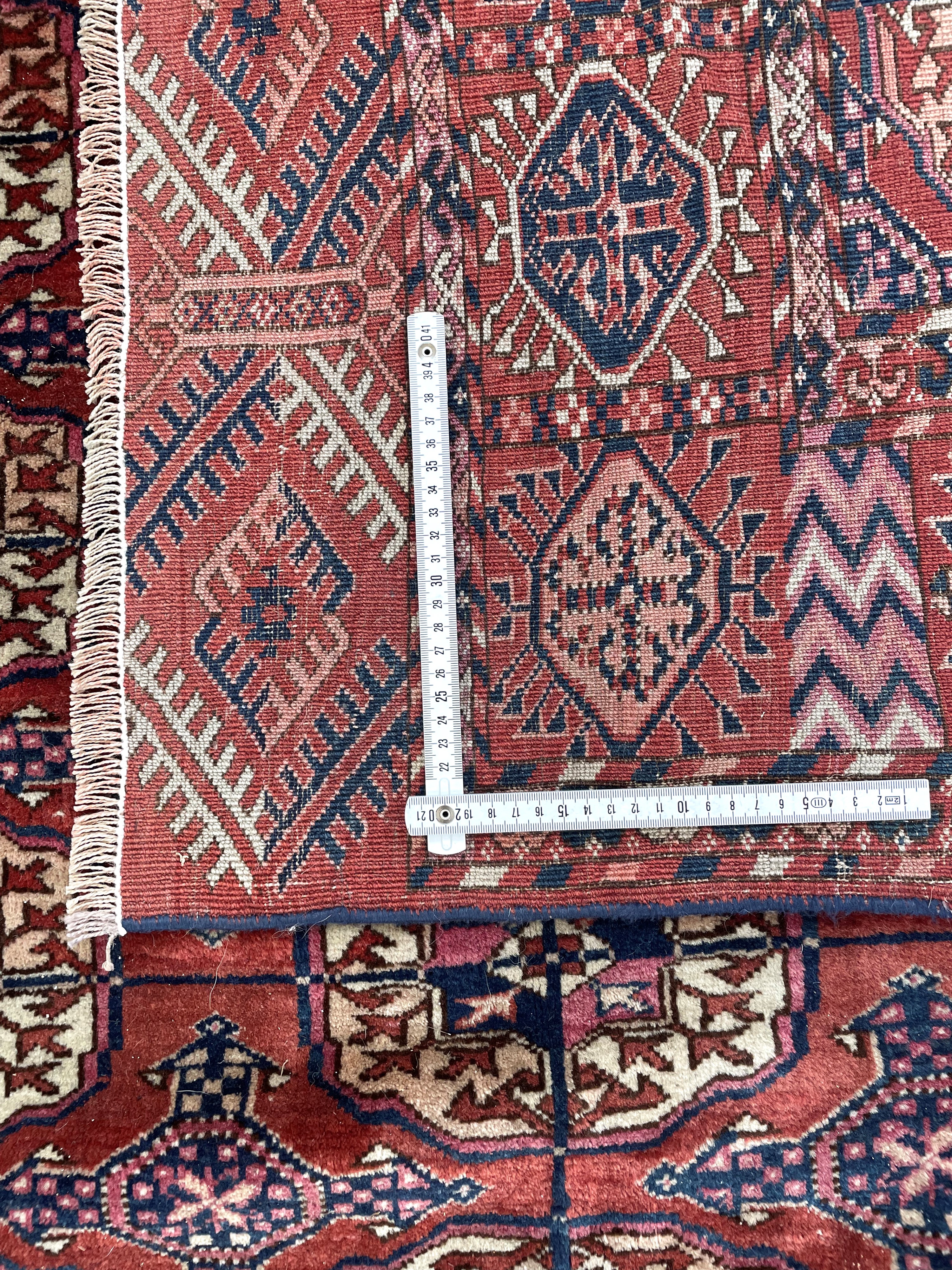 Tappeto Tekkè. Turkestan Occidentale