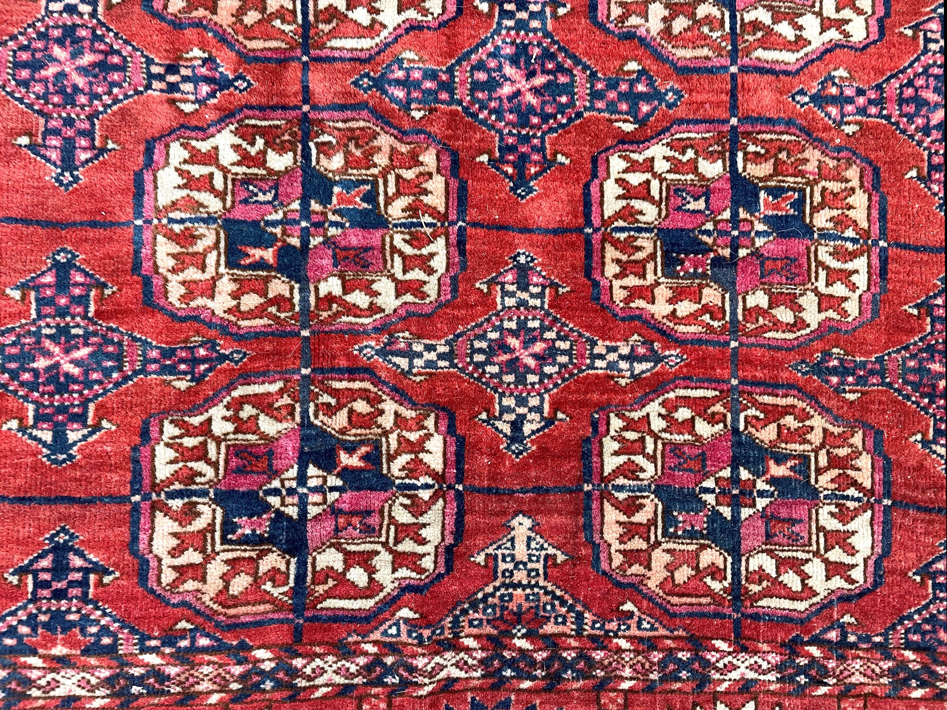 Tappeto Tekkè. Turkestan Occidentale