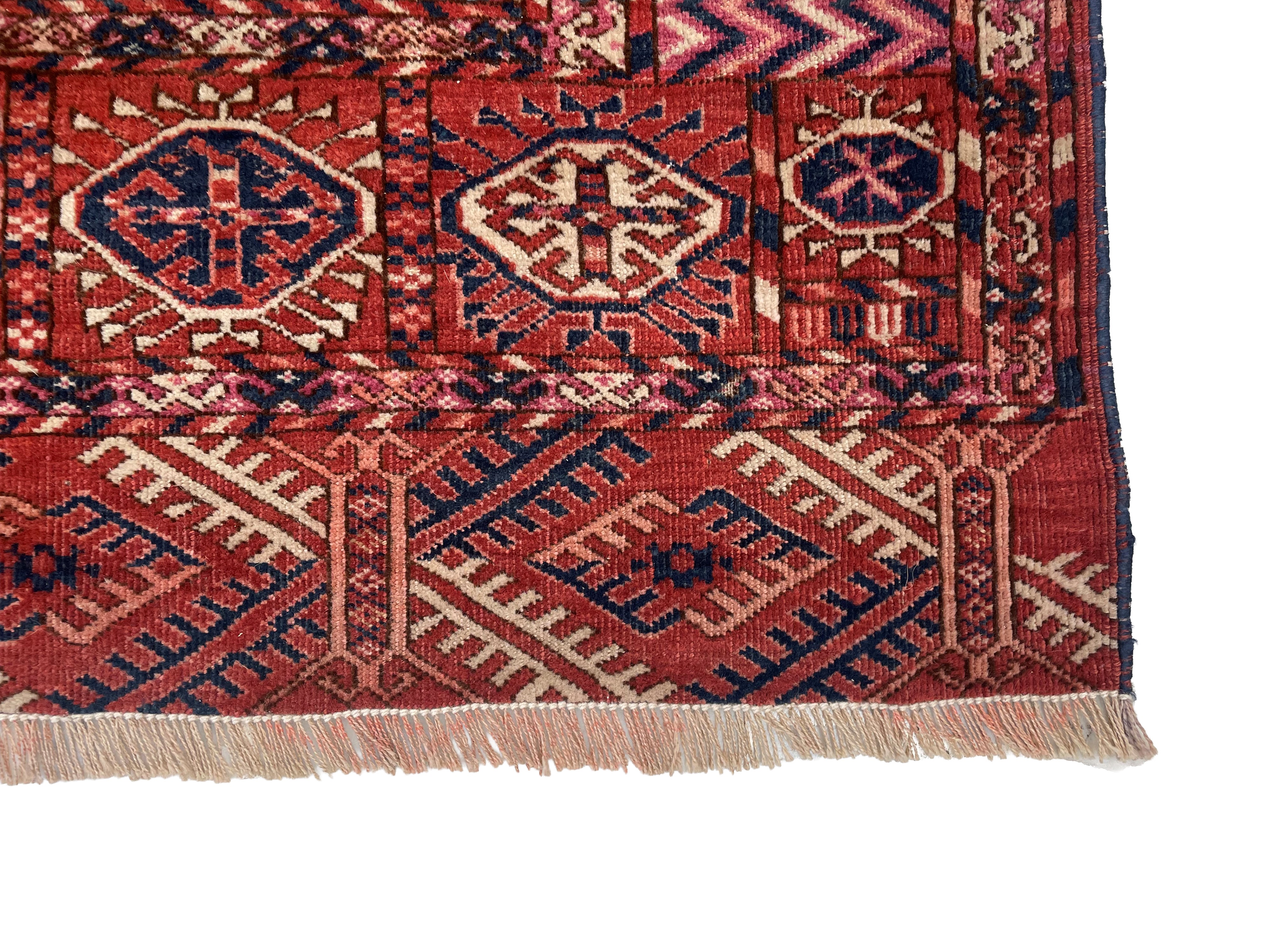 Tappeto Tekkè. Turkestan Occidentale