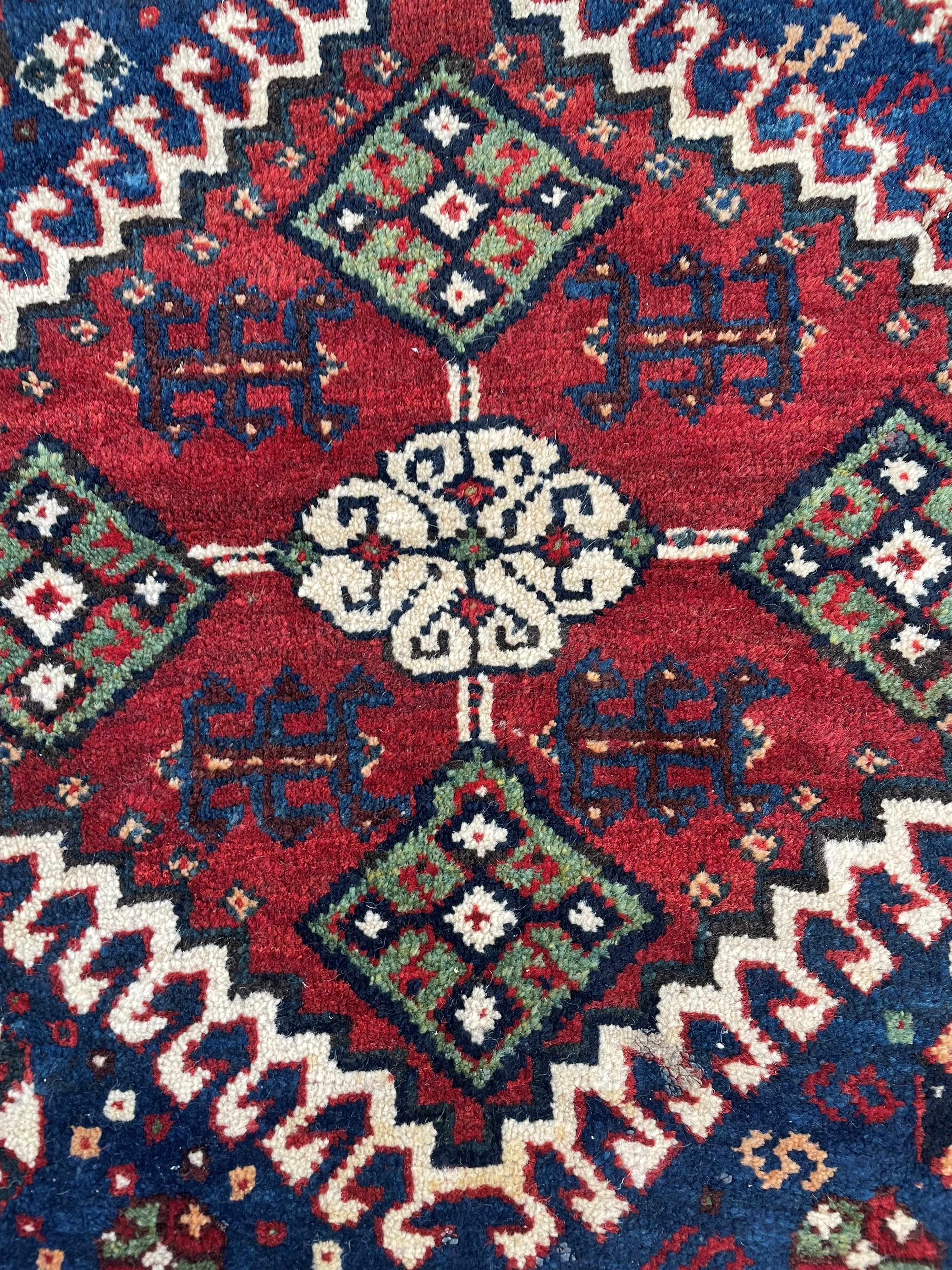 Qashqai, Due bag face