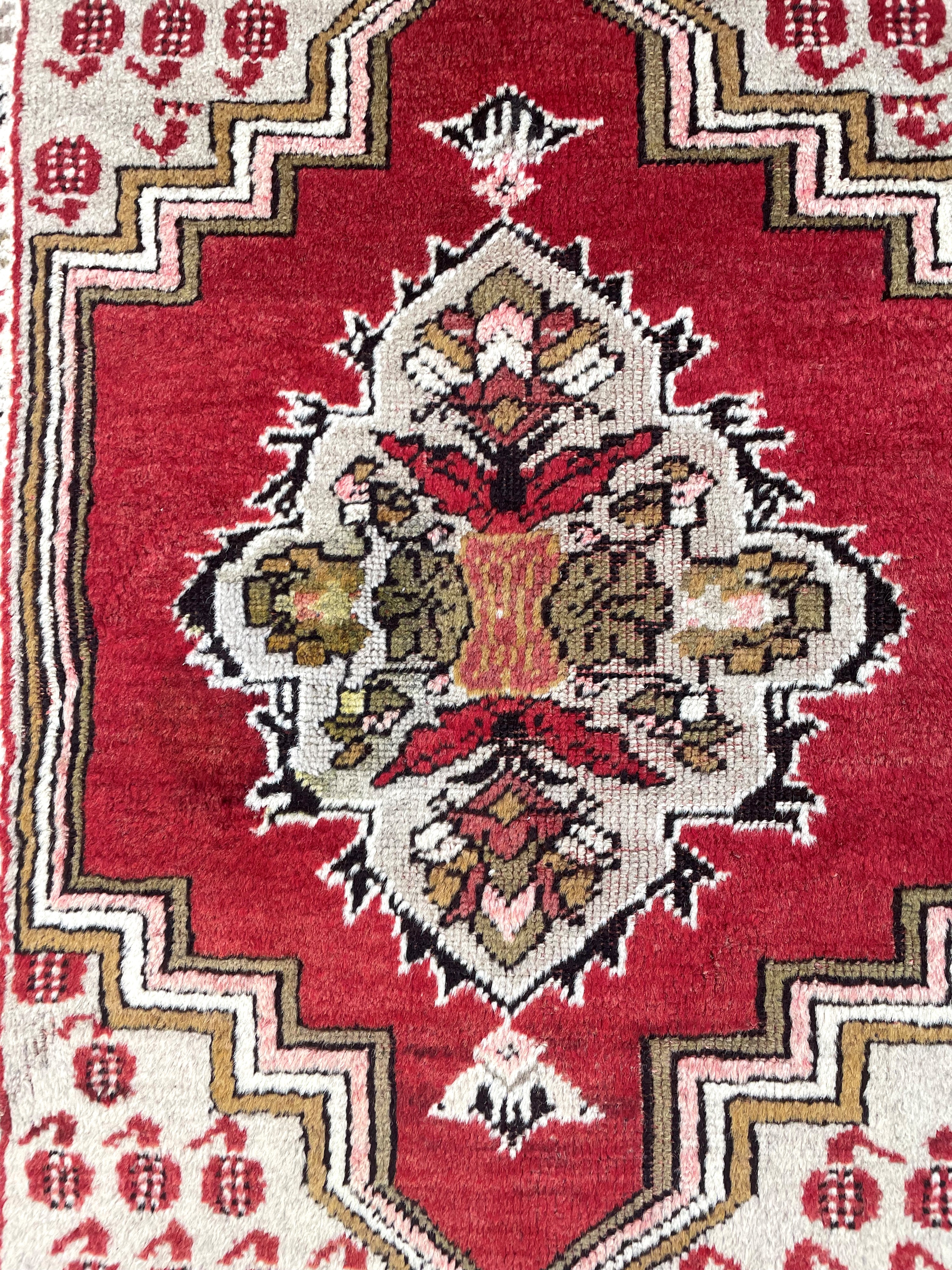 Tappeto Avunya. Anatolia Occidentale