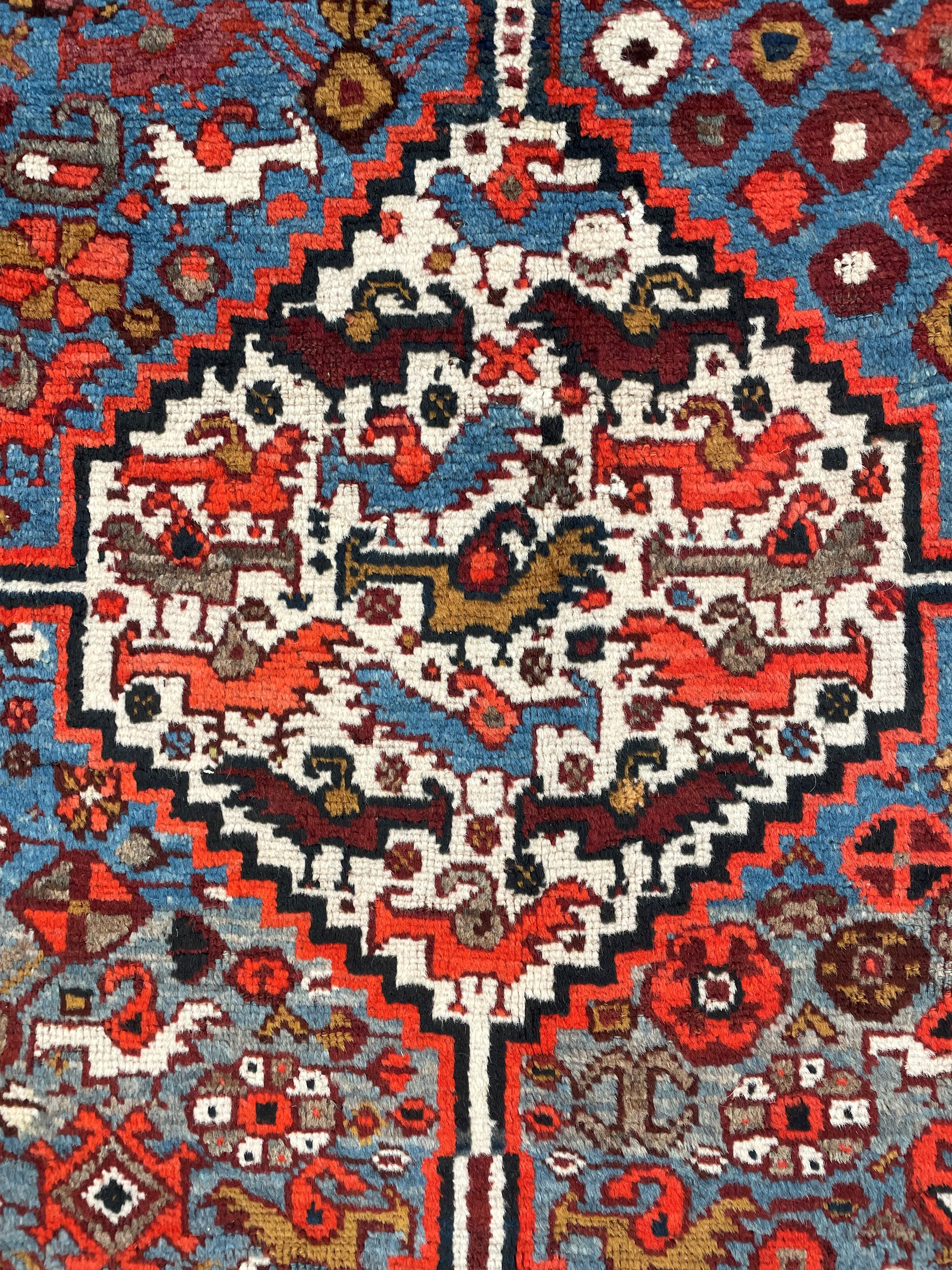 Tappeto Khamseh, Persia, circa 1900, dimensioni 273x173 cm