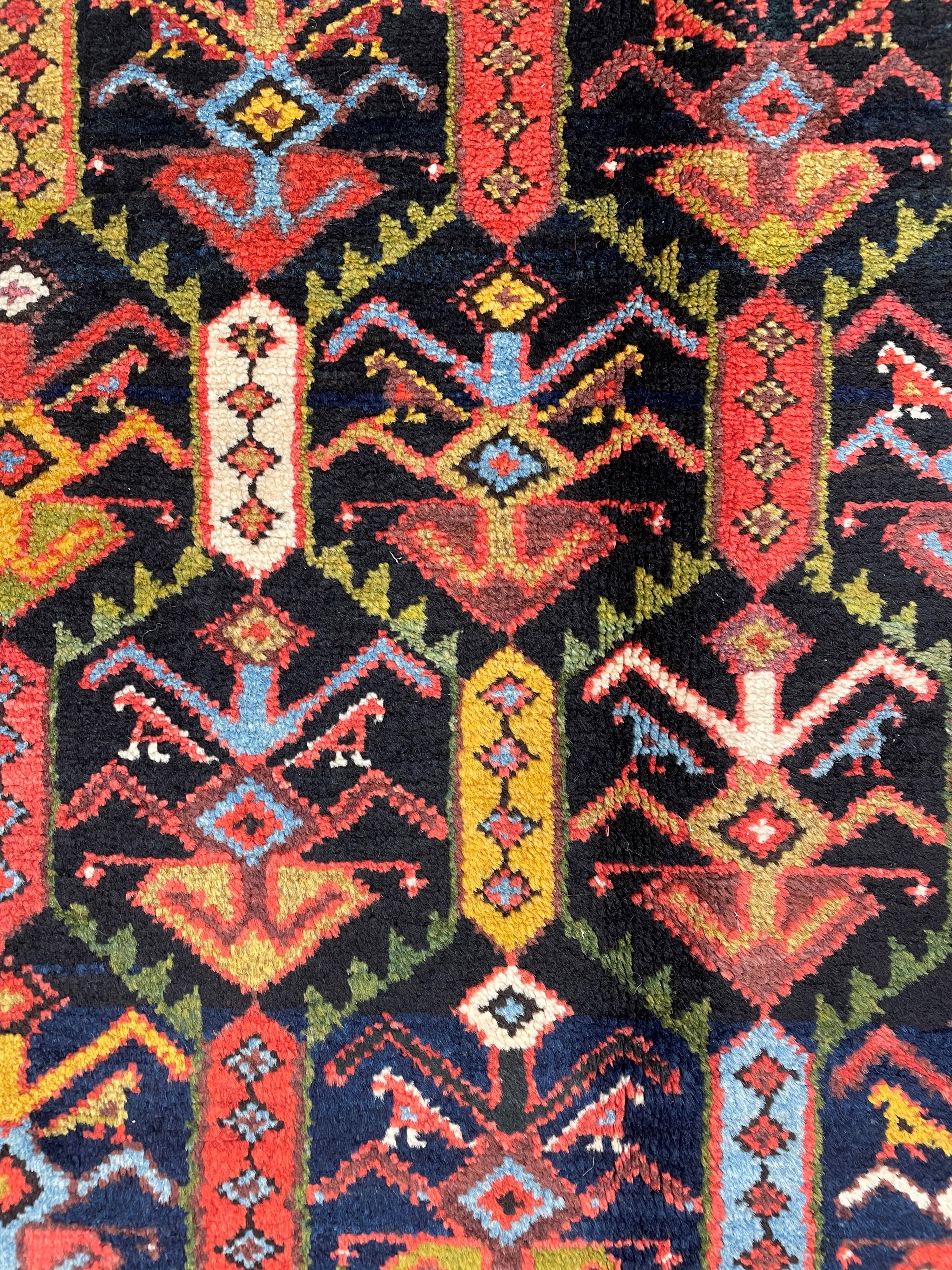 Tappeto Bakhtiari, Persia, Inizio XX secolo, 304x125 cm