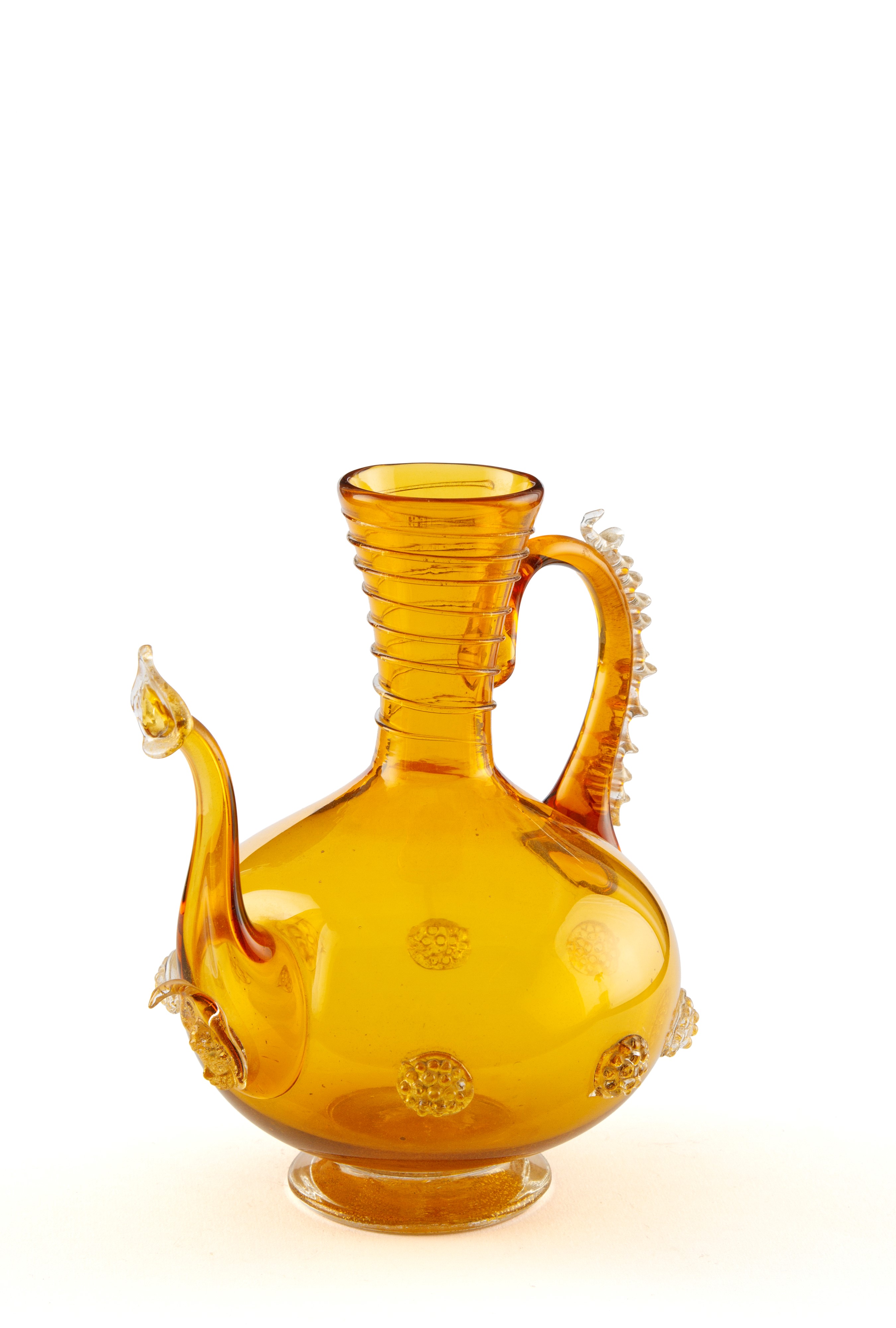 Vittorio Ferro - Brocca in vetro giallo con decori a rilievo