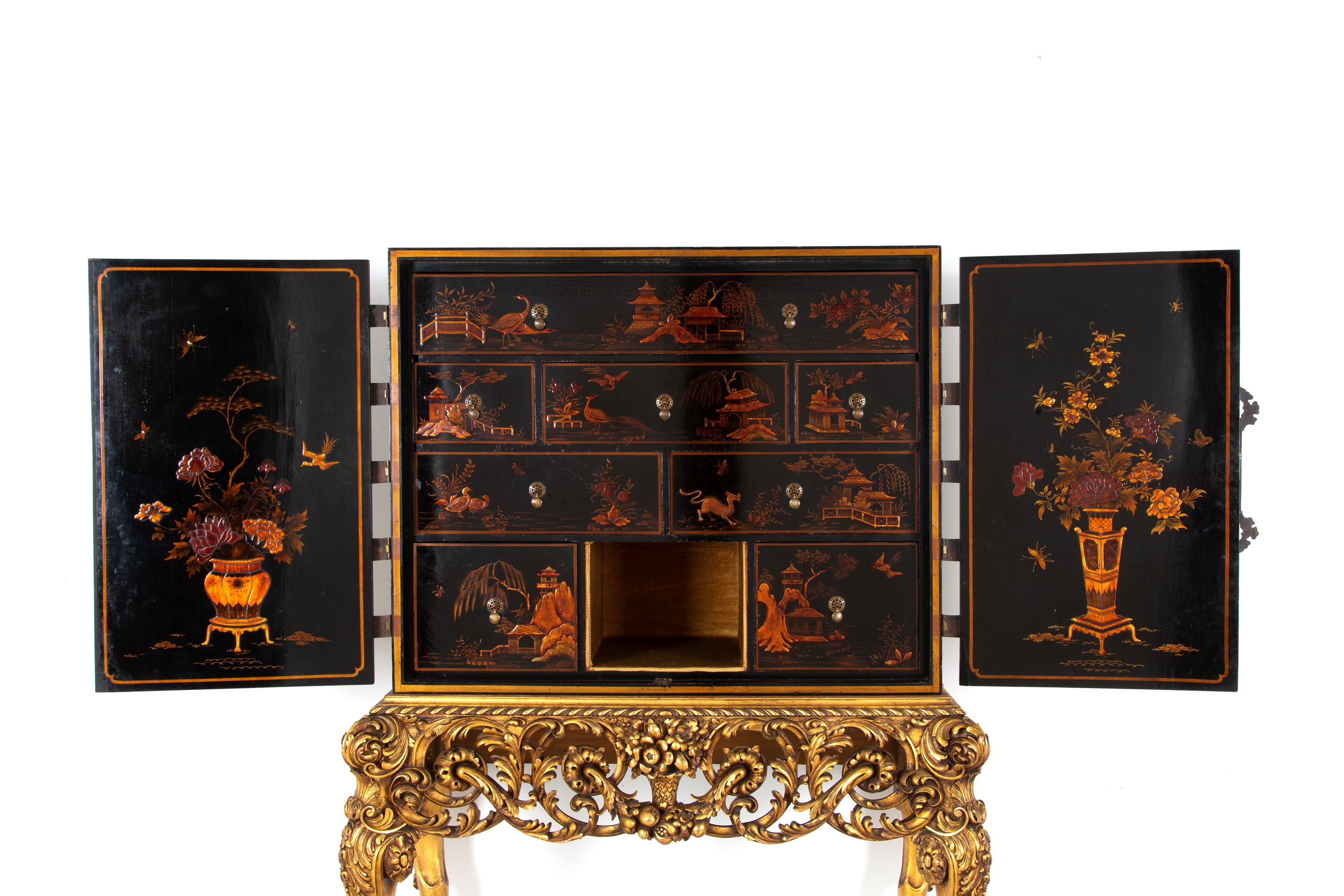 Cabinet in legno e lacca giapponese, XIX secolo