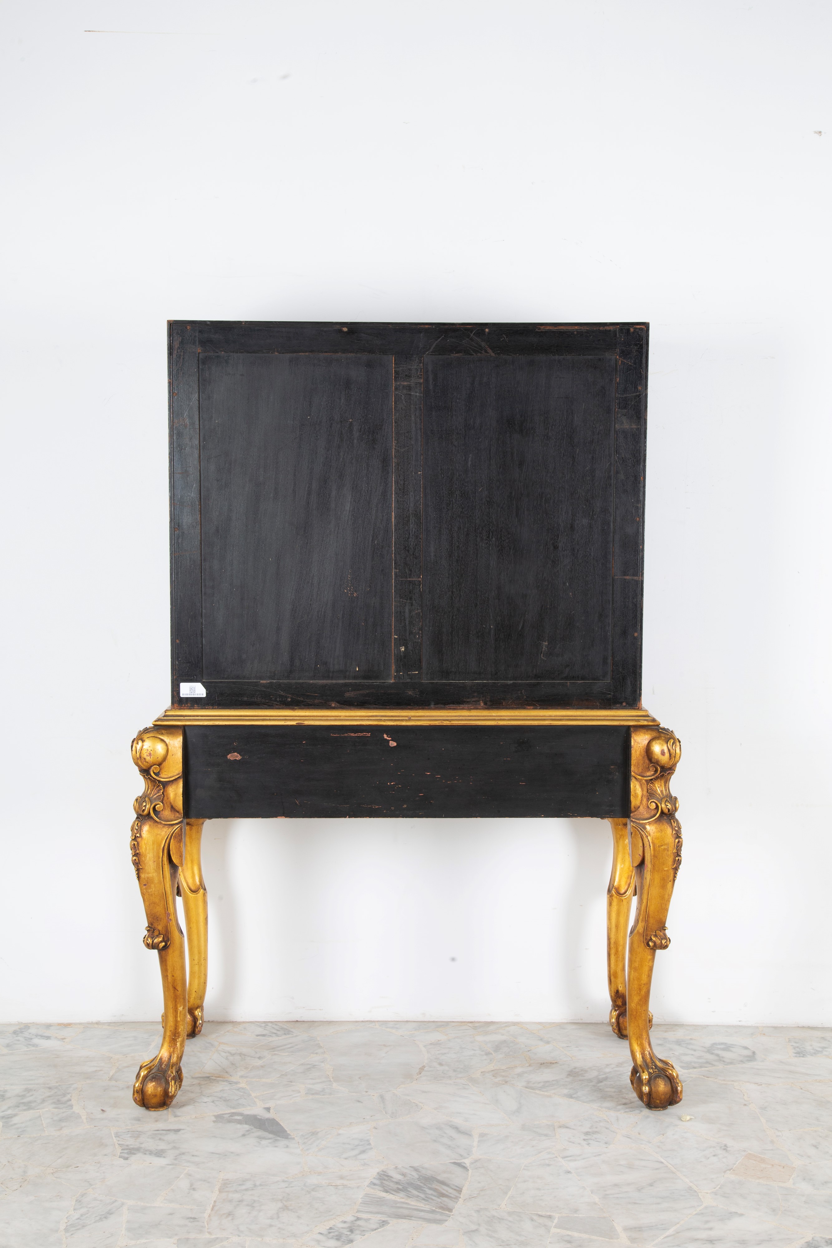 Cabinet in legno e lacca giapponese, XIX secolo