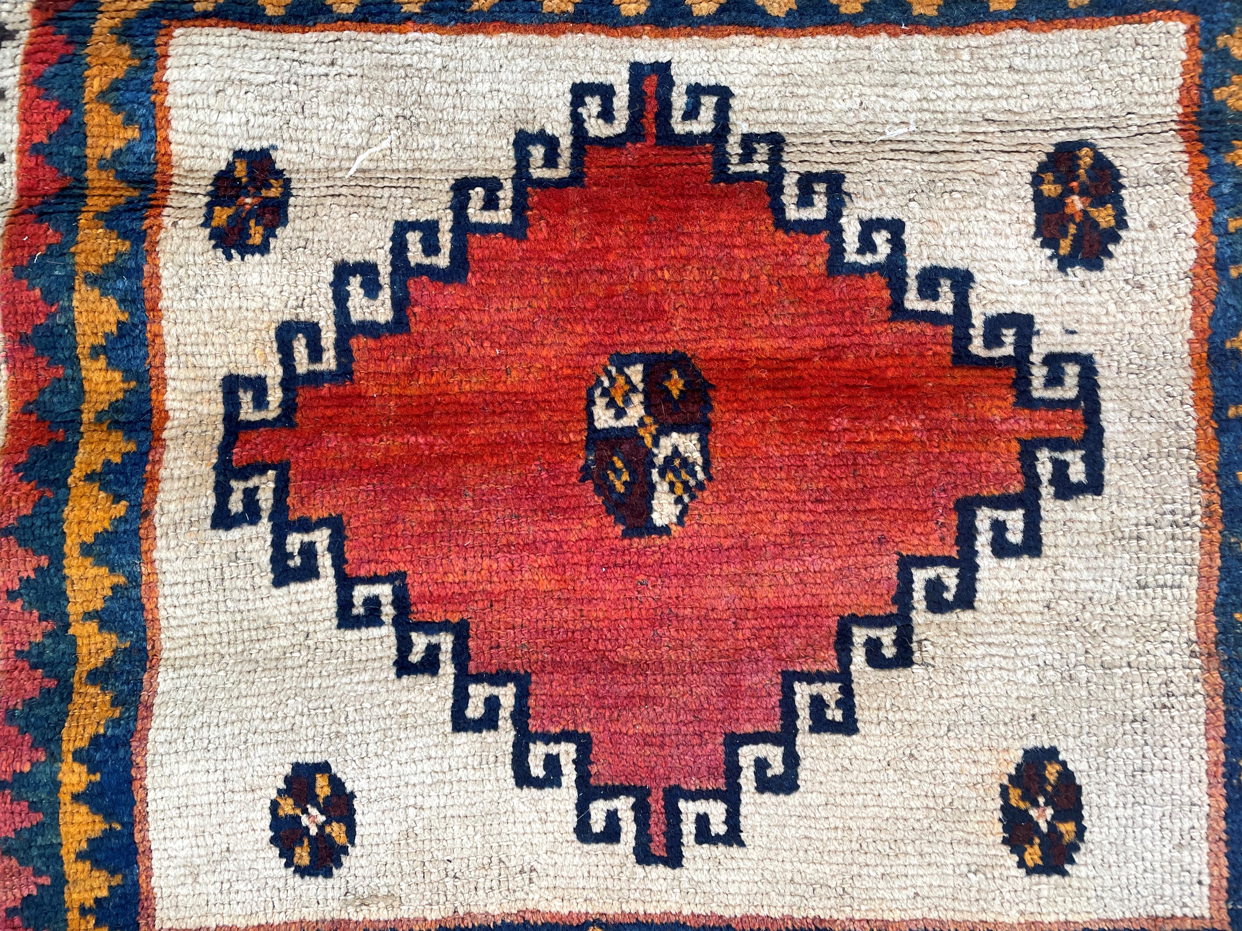 Qashqai Lorestan, Tappeto persiano, inizi XX secolo